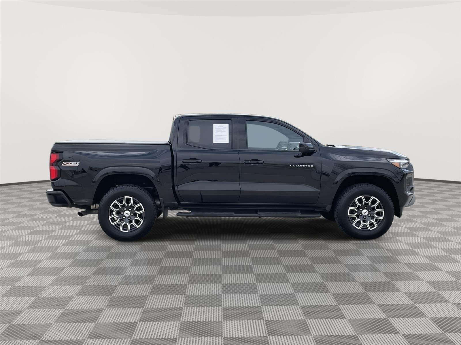 Used 2023 Chevrolet Colorado for sale in Lincoln NE