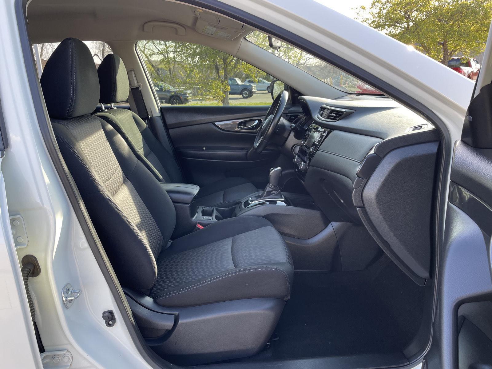 Pre-Owned 2017 Nissan Rogue for sale in Lincoln NE