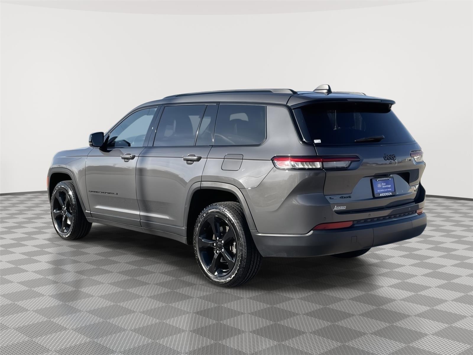 Used 2023 Jeep Grand Cherokee L for sale in Lincoln NE