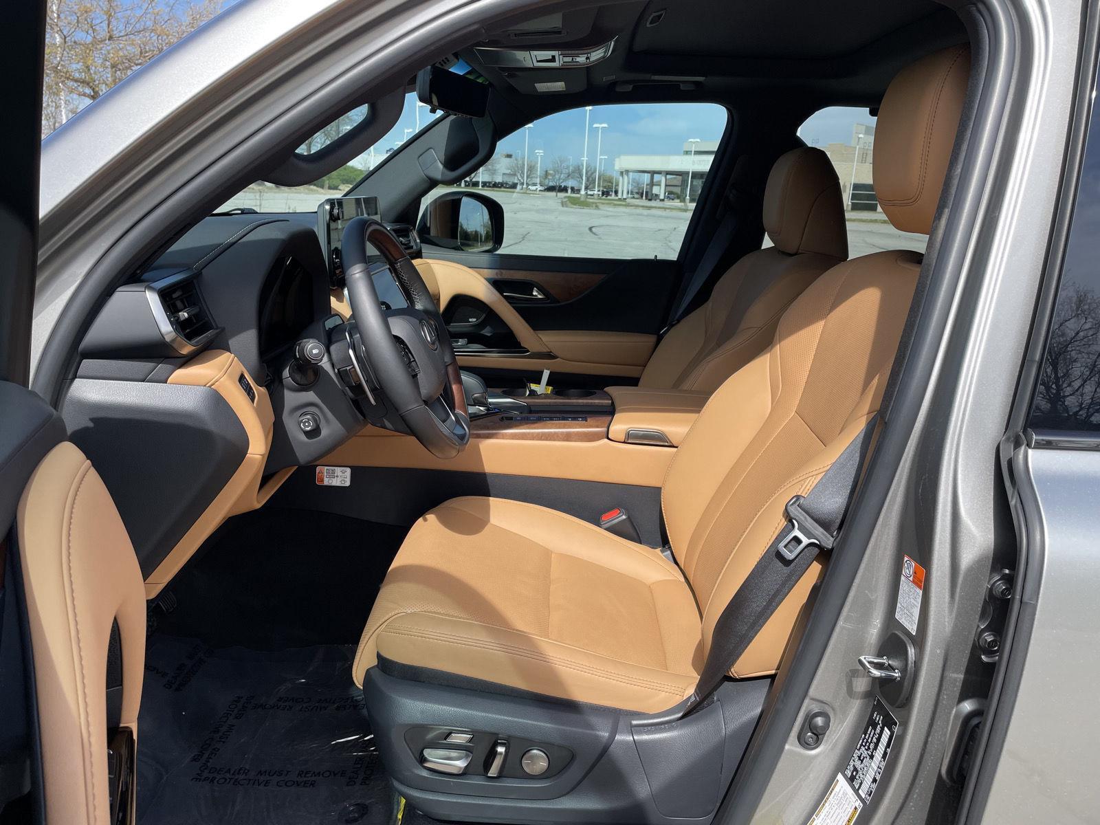 Used 2025 Lexus LX for sale in Lincoln NE