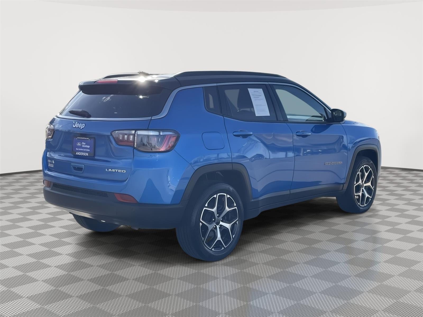 Used 2025 Jeep Compass for sale in Lincoln NE