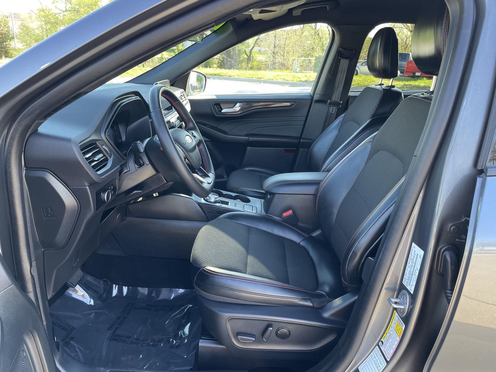 Used 2025 Ford Escape for sale in Lincoln NE