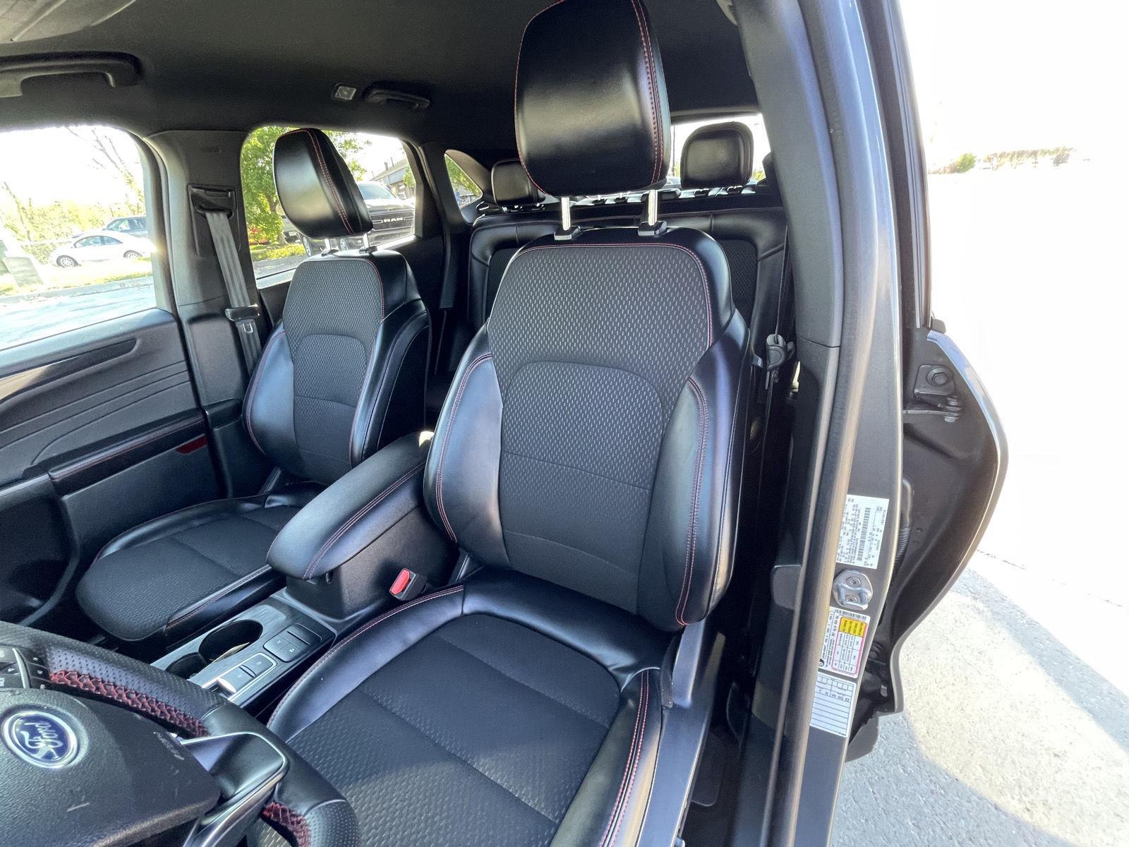 Used 2025 Ford Escape for sale in Lincoln NE