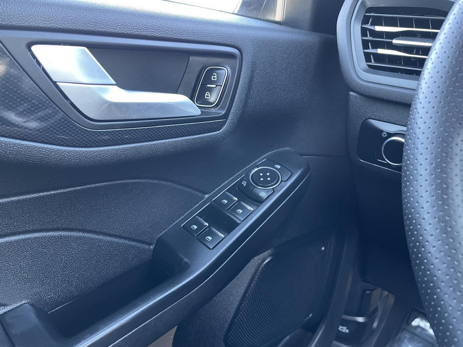 Used 2025 Ford Escape for sale in Lincoln NE