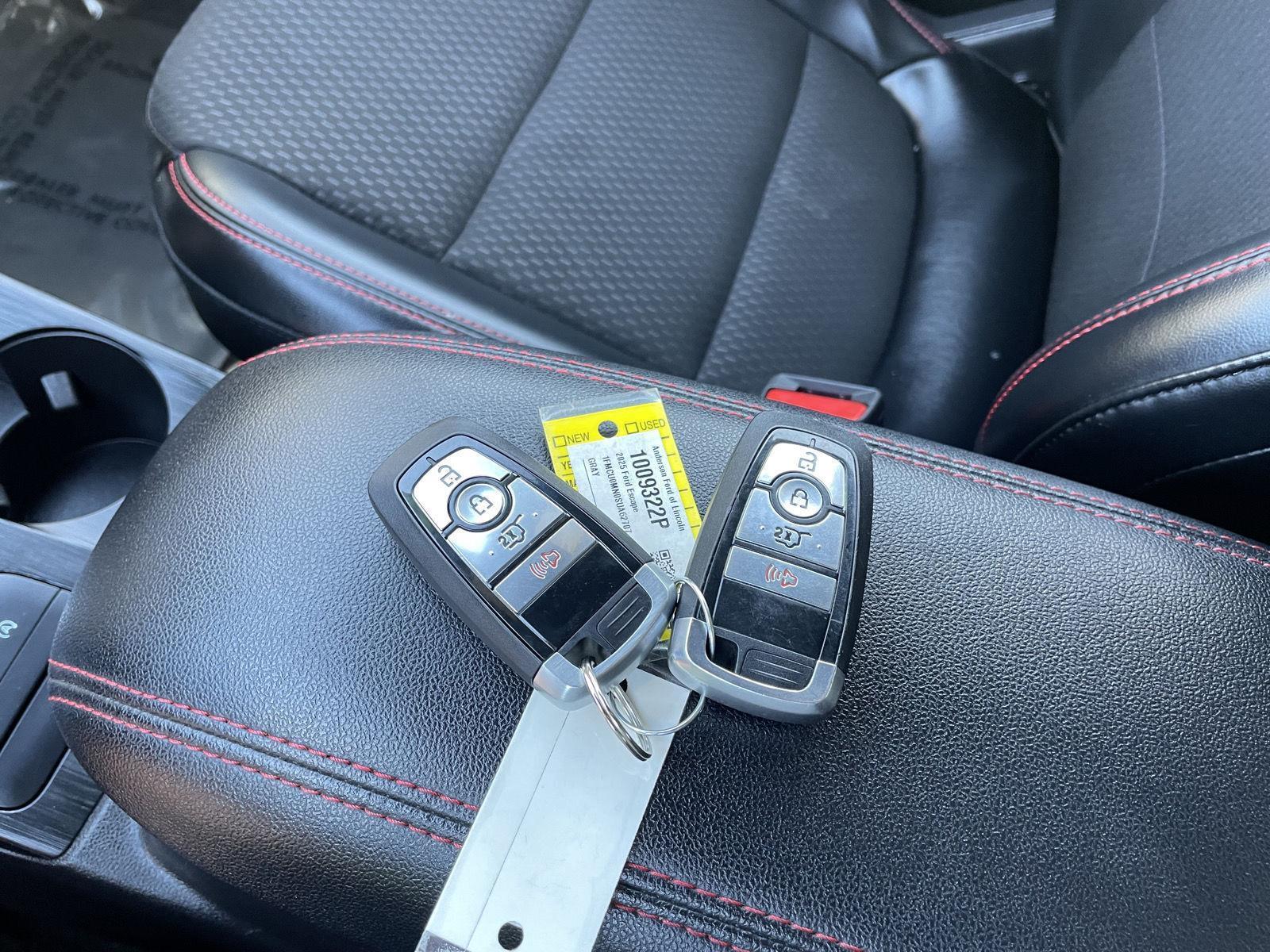 Used 2025 Ford Escape for sale in Lincoln NE