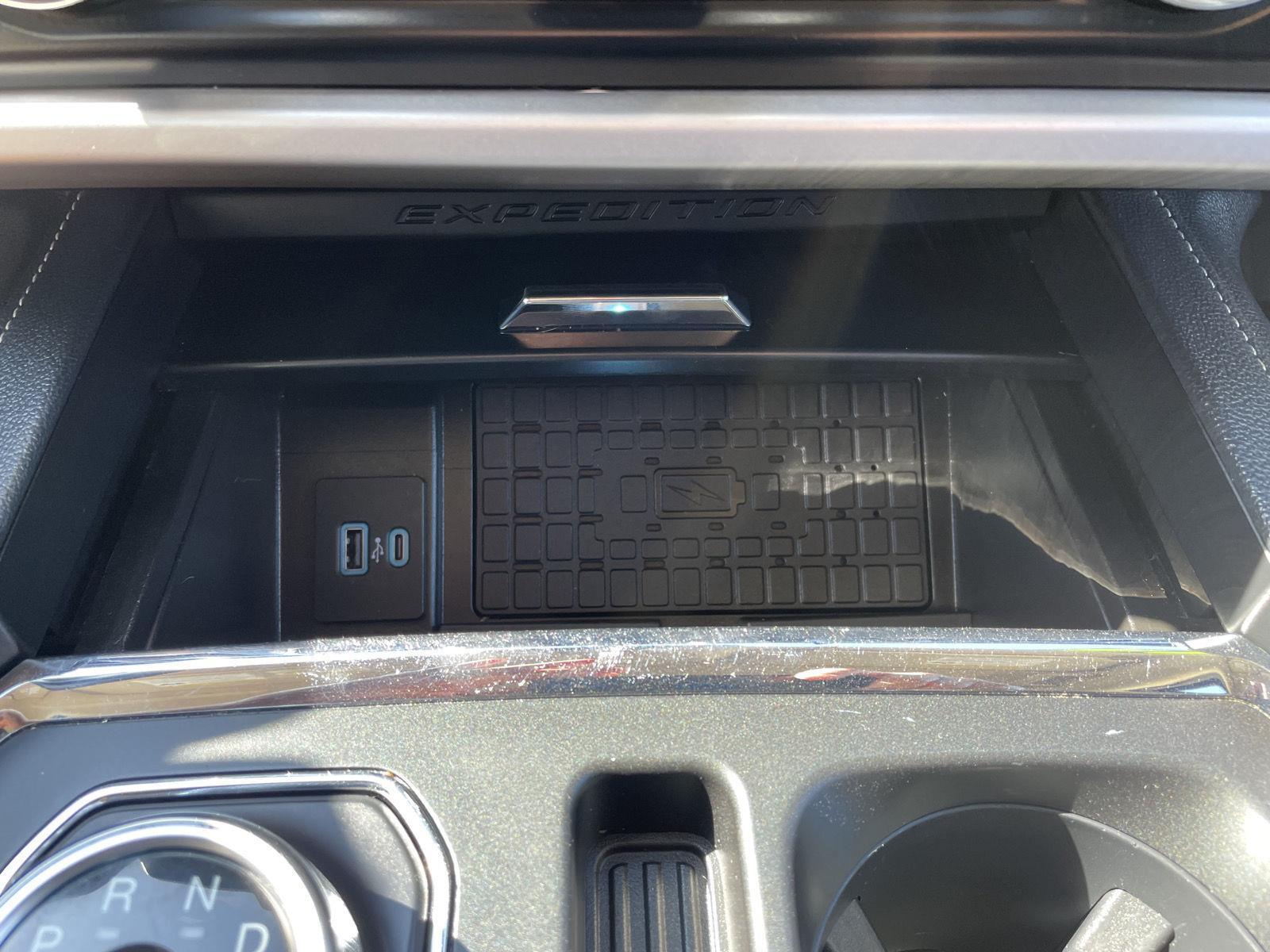 Used 2024 Ford Expedition Max for sale in Lincoln NE