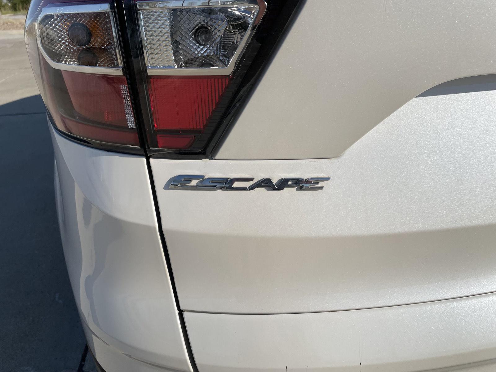 Pre-Owned 2018 Ford Escape for sale in Lincoln NE