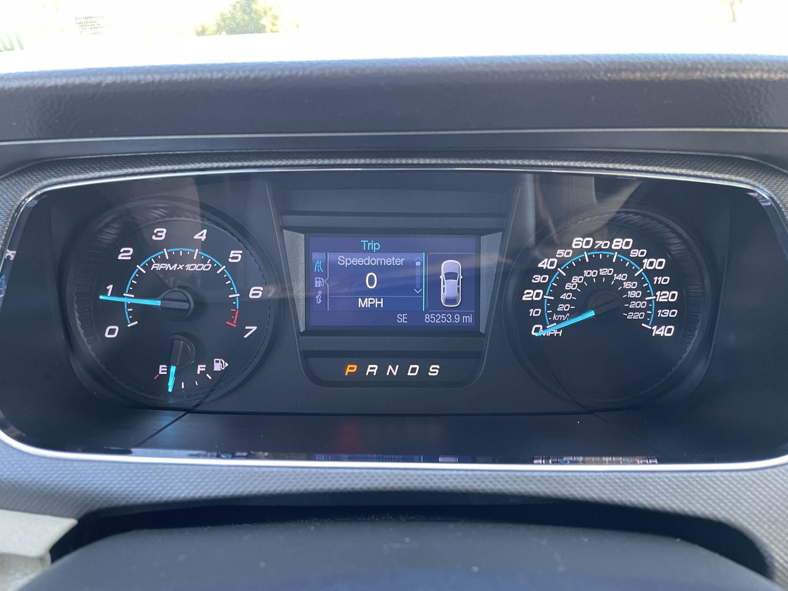 2017 Ford Taurus SE - Photo 15