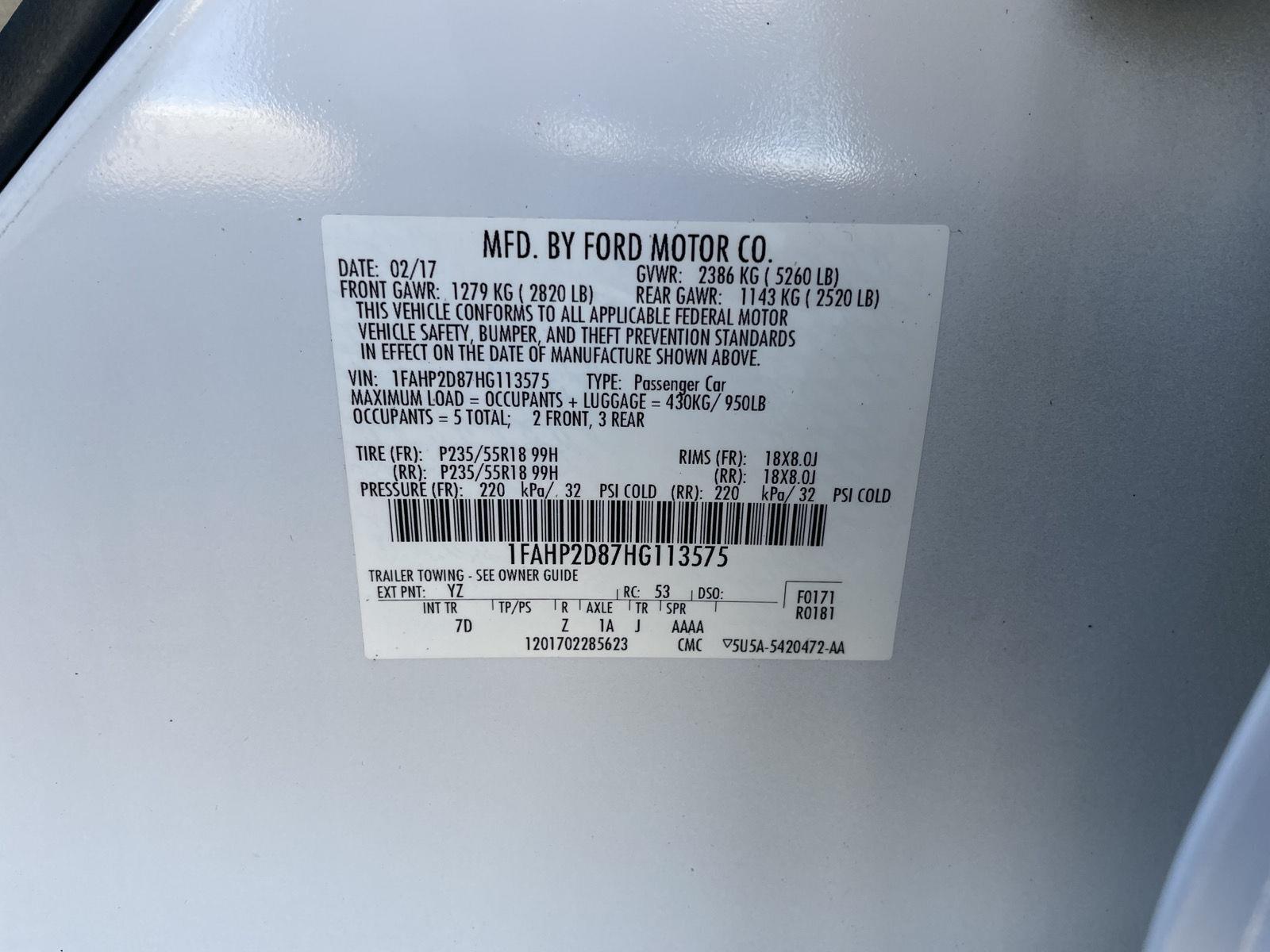 2017 Ford Taurus SE - Photo 29