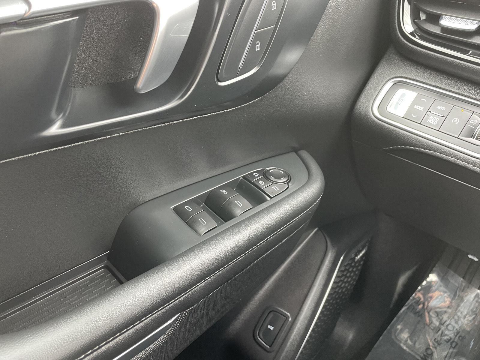 Pre-Owned 2025 Buick Enclave for sale in Lincoln NE