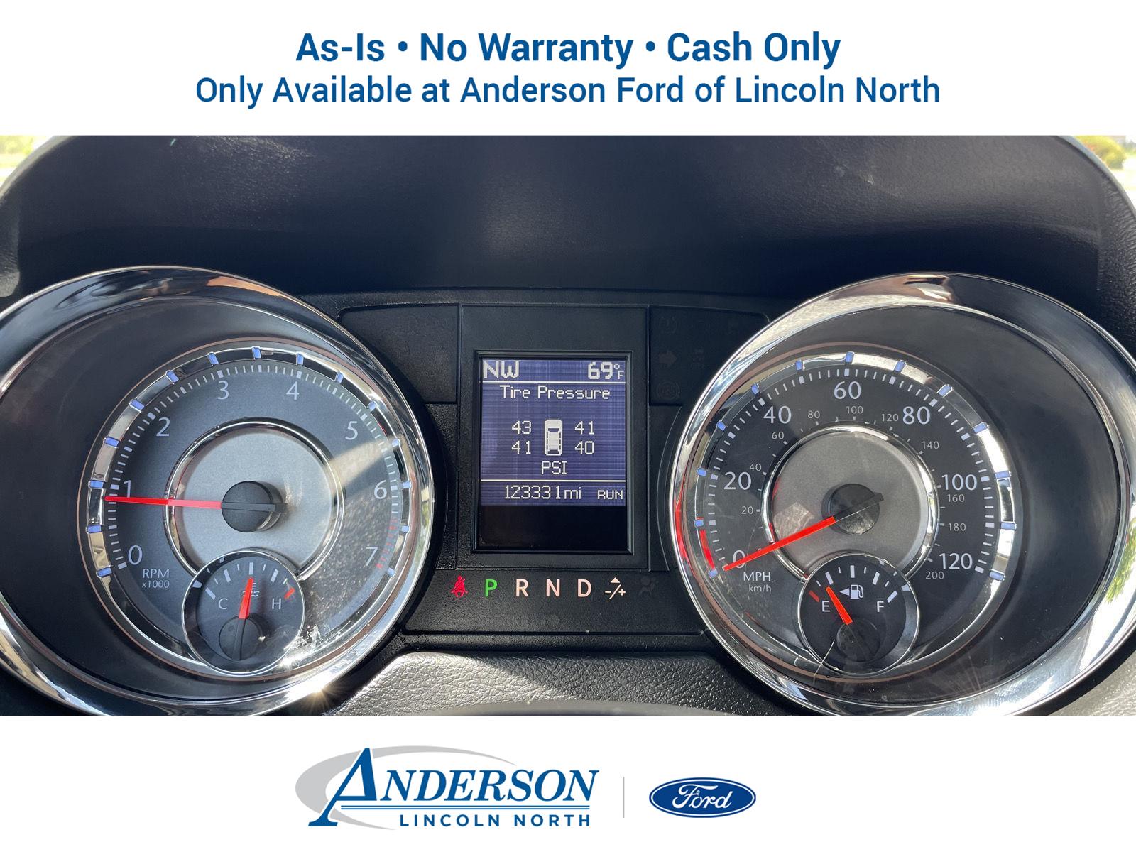 Pre-Owned 2014 Chrysler Town and Country for sale in Lincoln NE