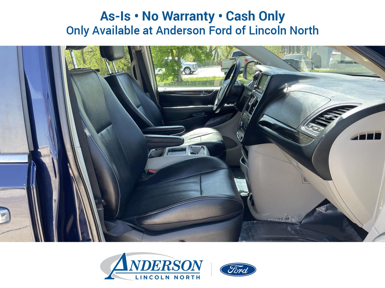 Pre-Owned 2014 Chrysler Town and Country for sale in Lincoln NE