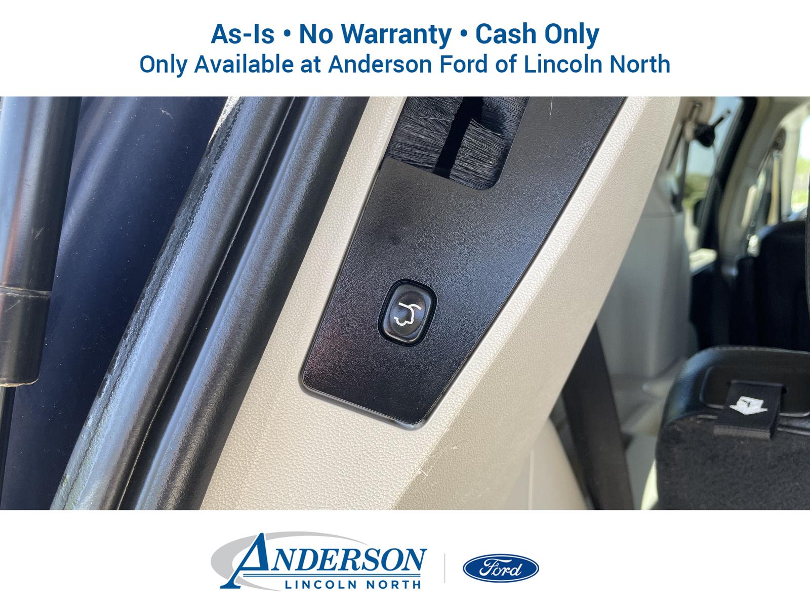 Pre-Owned 2014 Chrysler Town and Country for sale in Lincoln NE