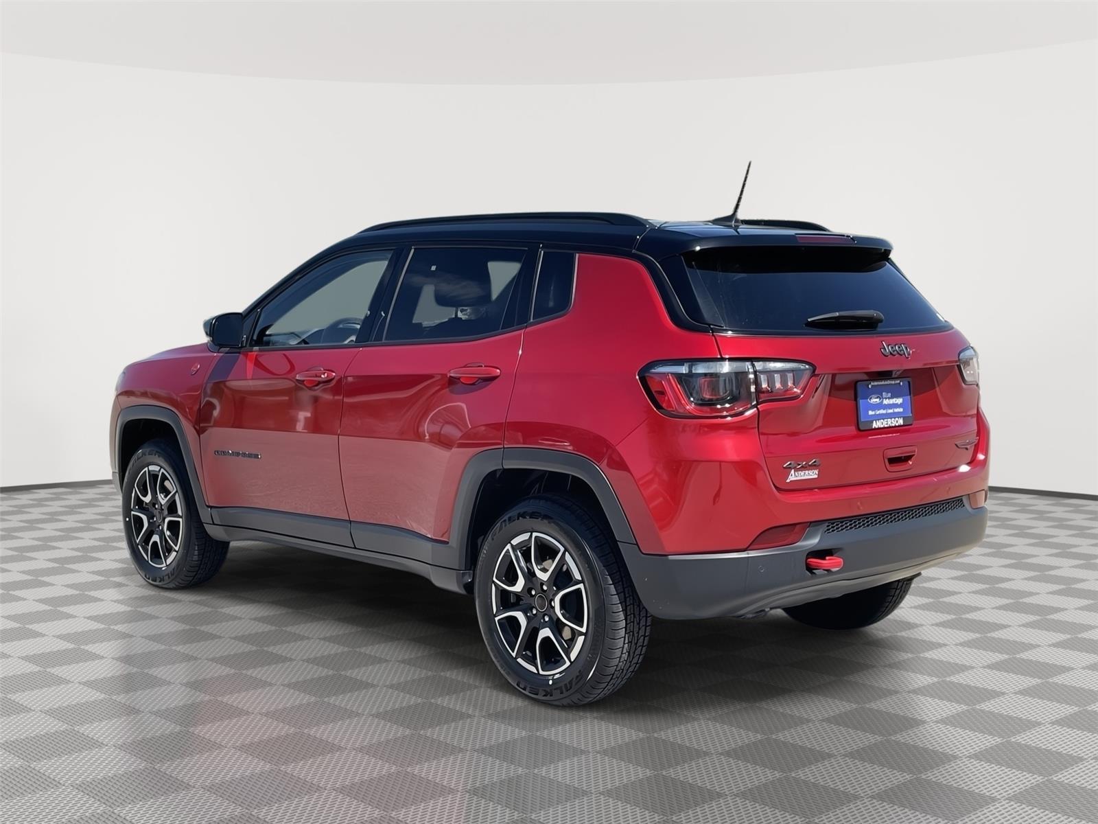 Used 2025 Jeep Compass for sale in Lincoln NE