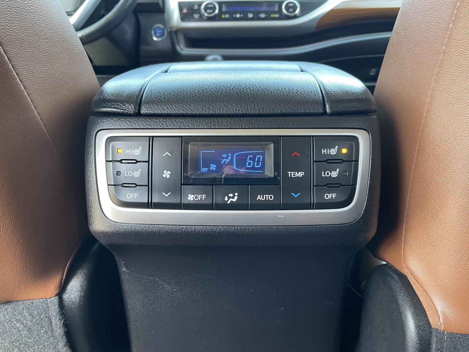 Pre-Owned 2018 Toyota Highlander Hybrid for sale in Lincoln NE