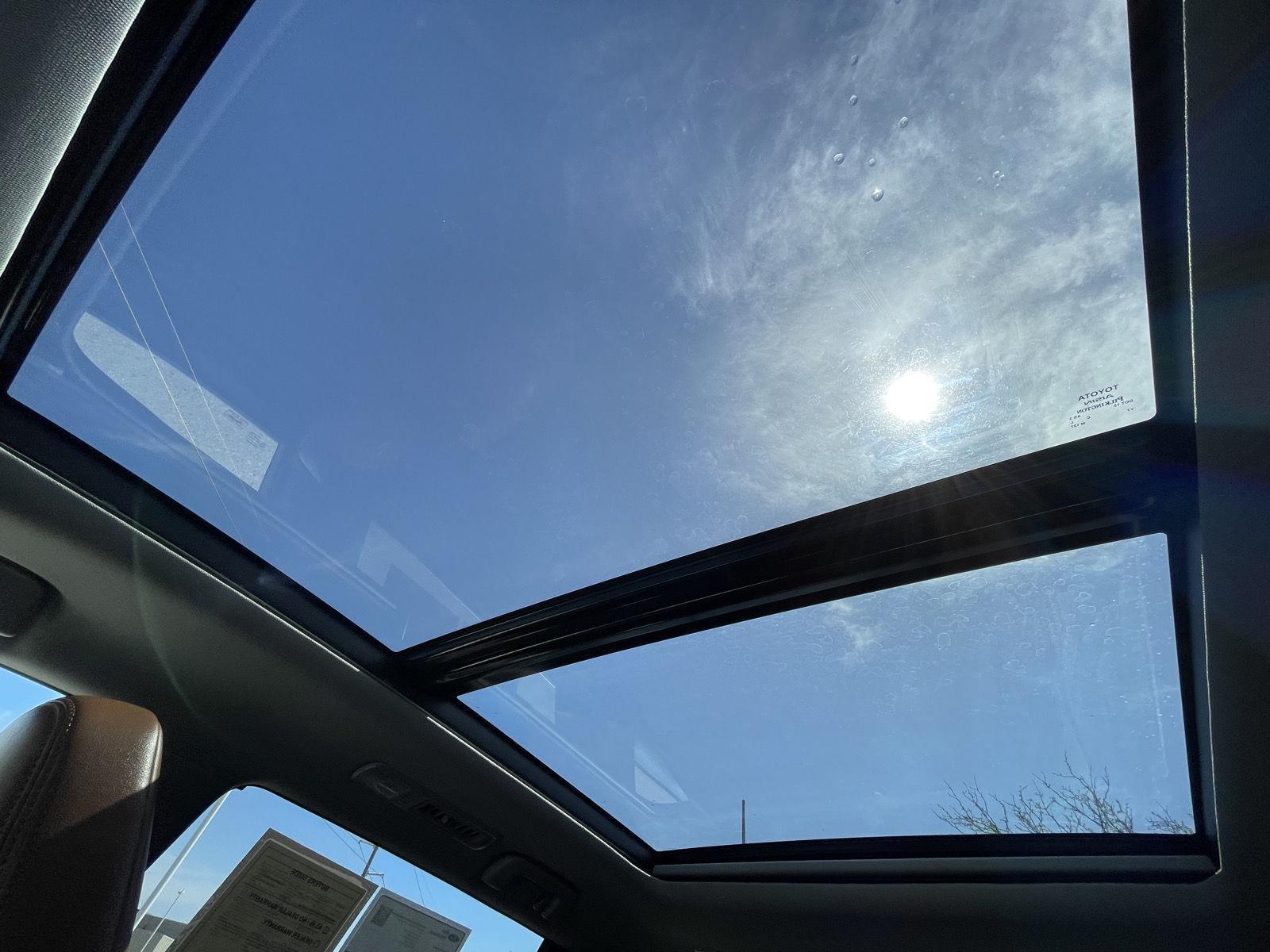 Pre-Owned 2018 Toyota Highlander Hybrid for sale in Lincoln NE