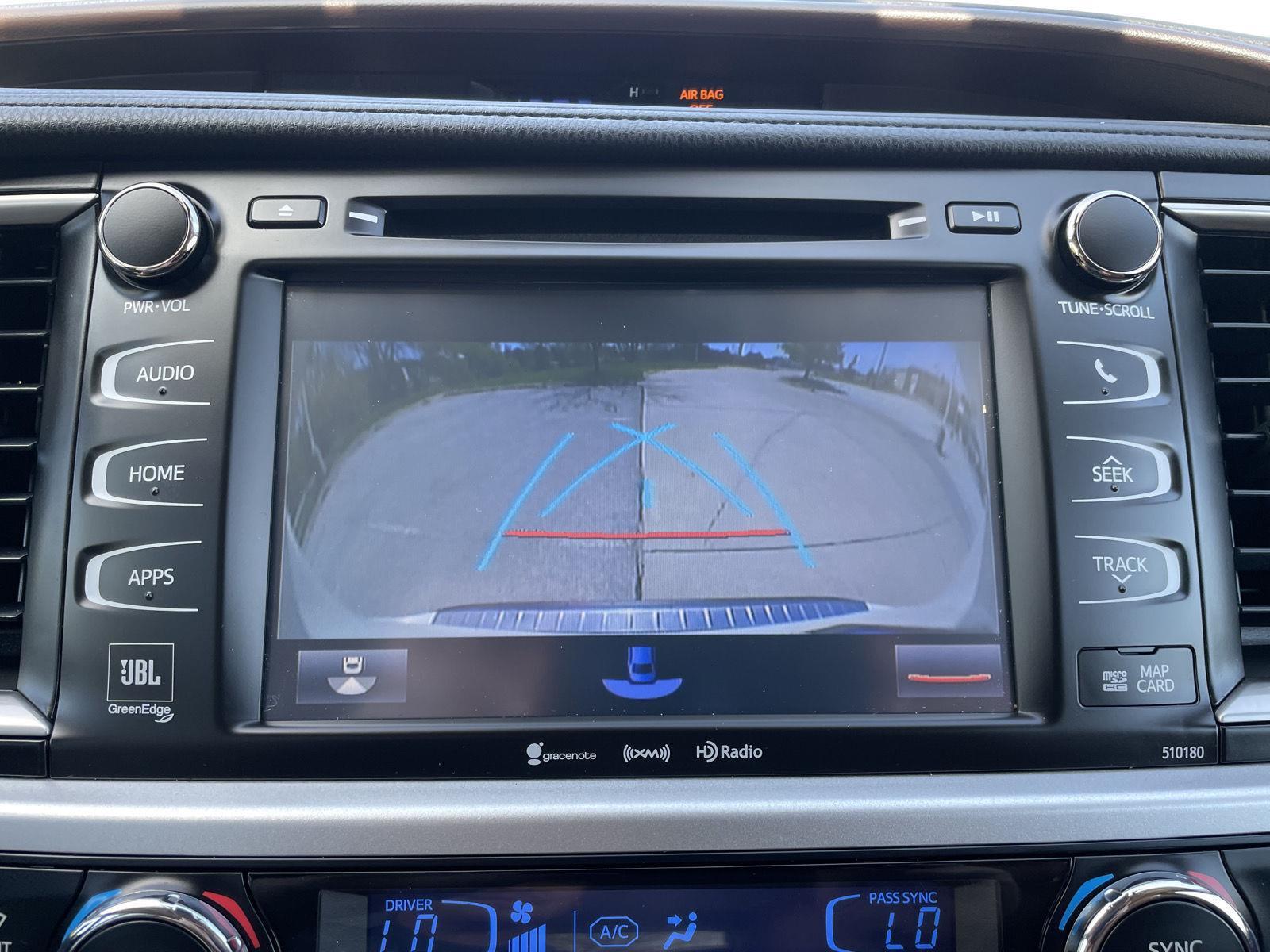 Pre-Owned 2018 Toyota Highlander Hybrid for sale in Lincoln NE