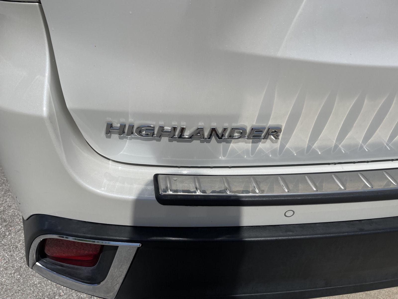 Pre-Owned 2018 Toyota Highlander Hybrid for sale in Lincoln NE