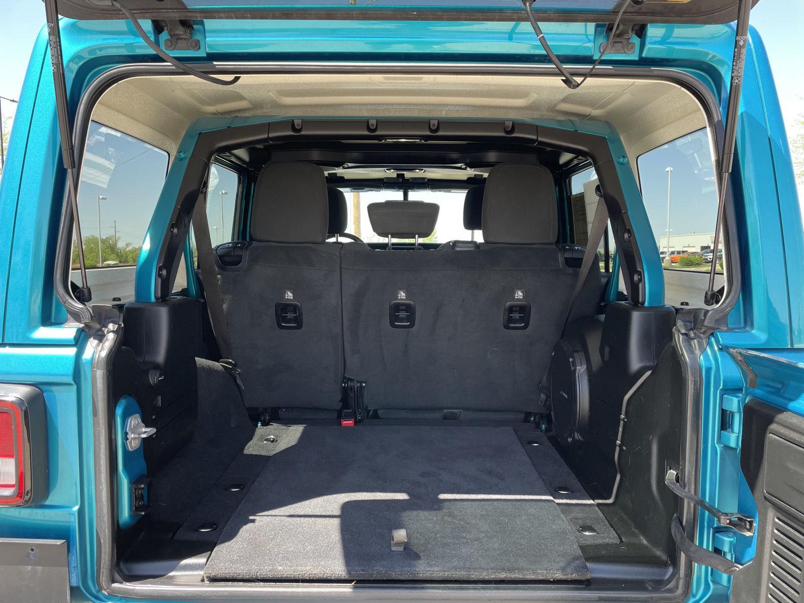 Pre-Owned 2020 Jeep Wrangler Unlimited for sale in Lincoln NE