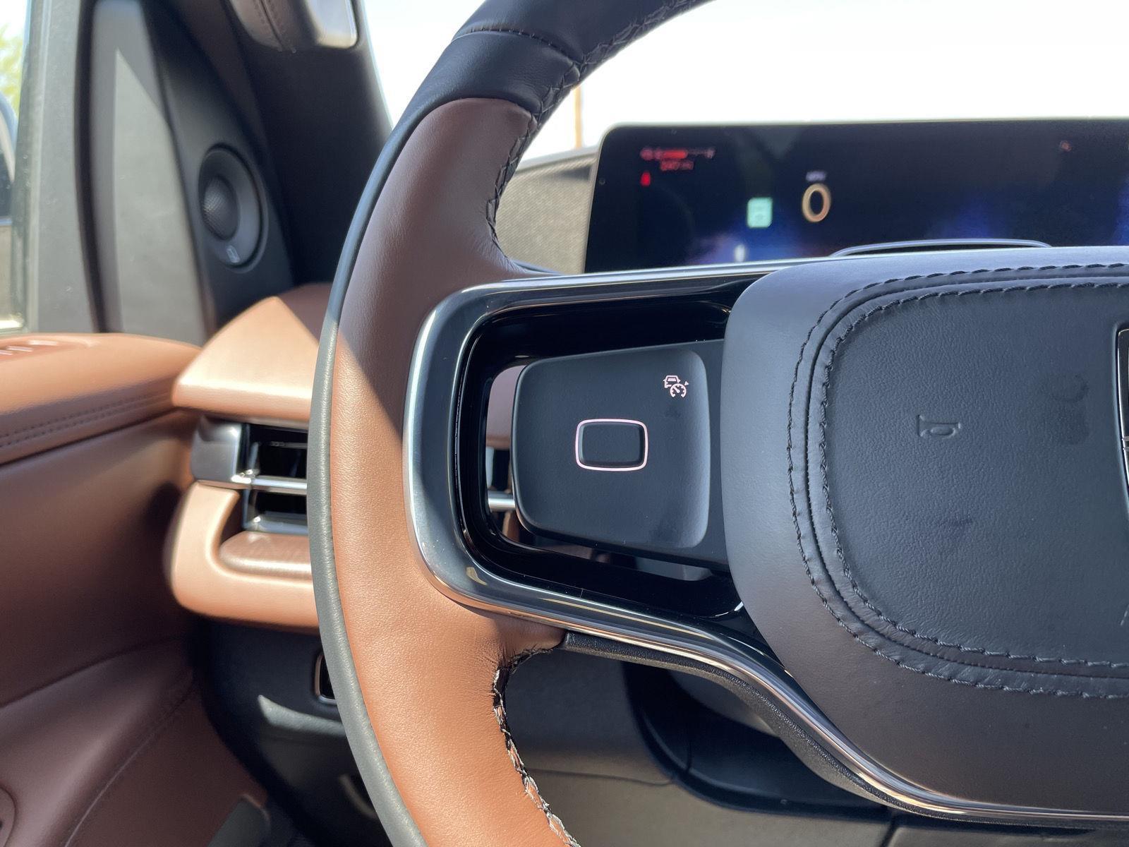 Used 2025 Lincoln Navigator L for sale in Lincoln NE