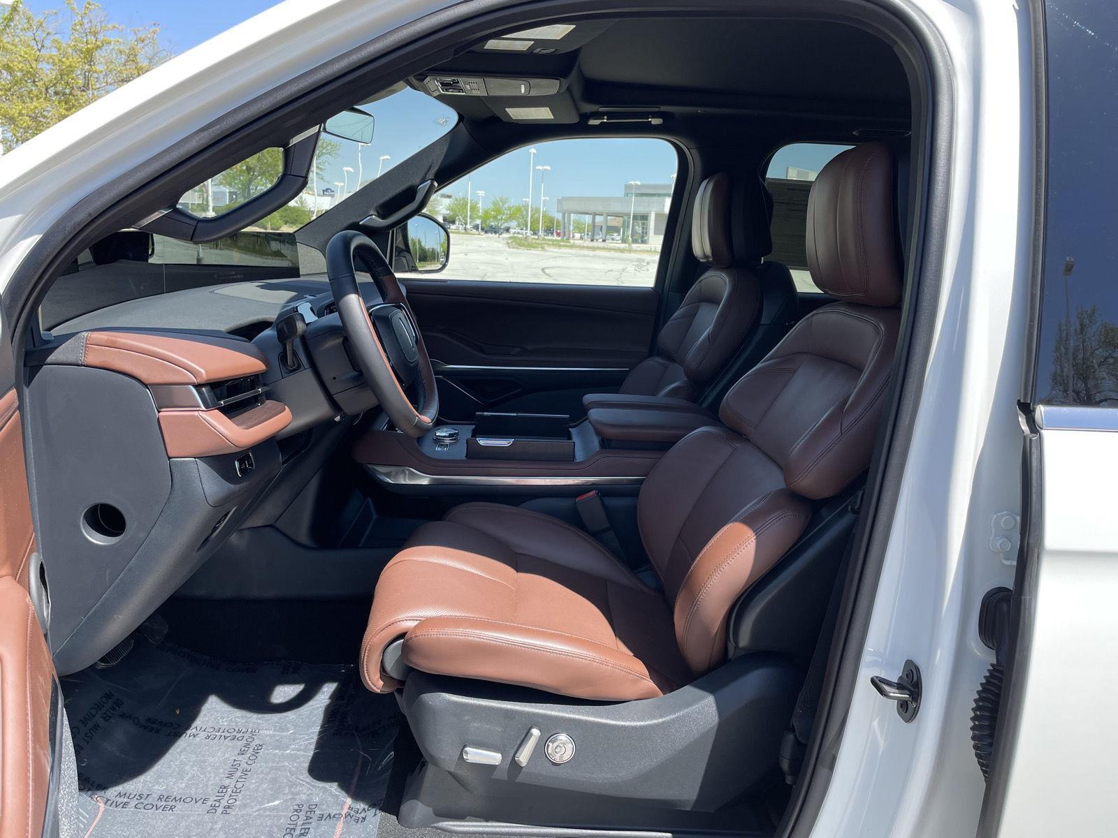 Used 2025 Lincoln Navigator L for sale in Lincoln NE