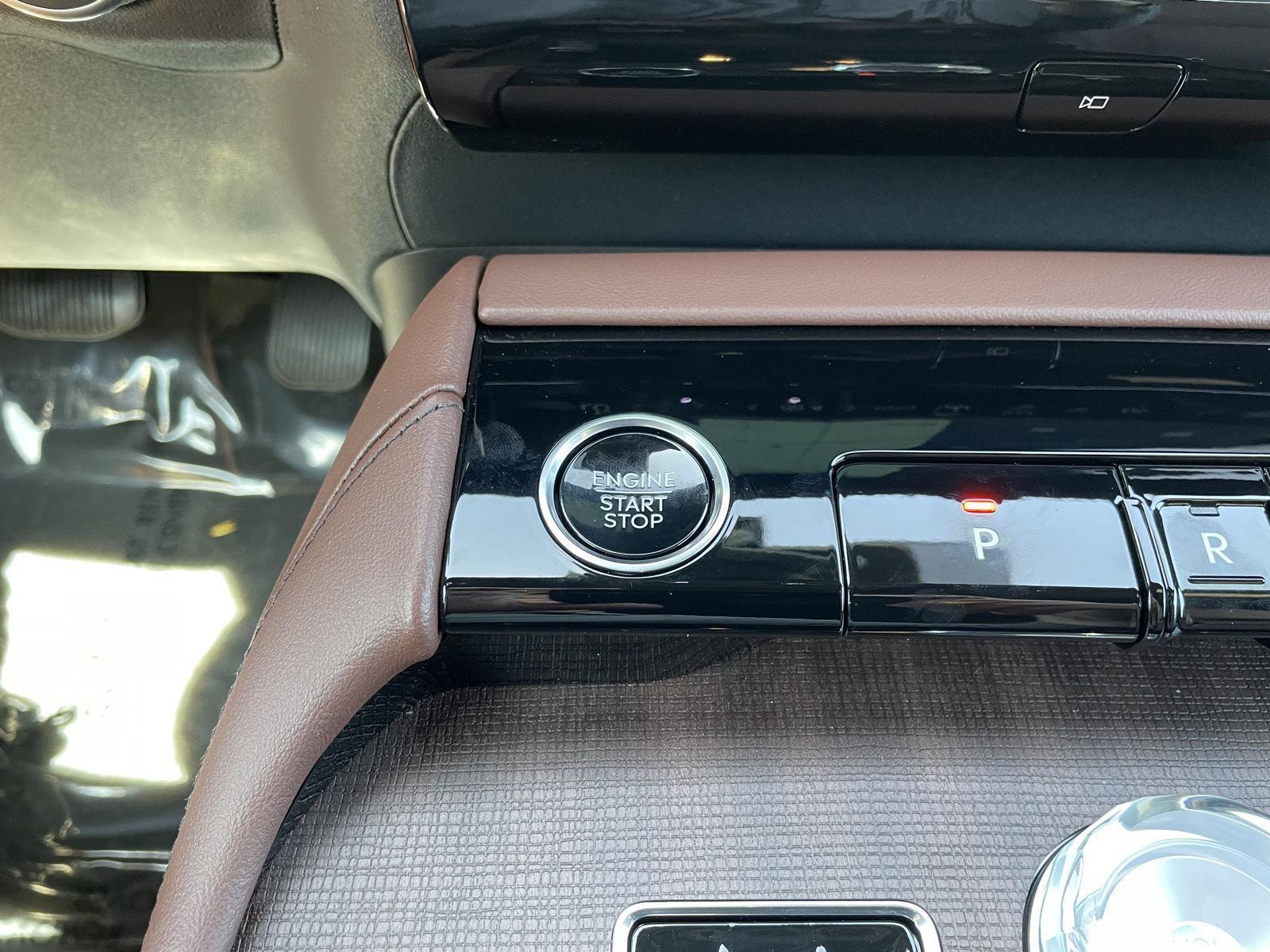 Used 2025 Lincoln Navigator L for sale in Lincoln NE