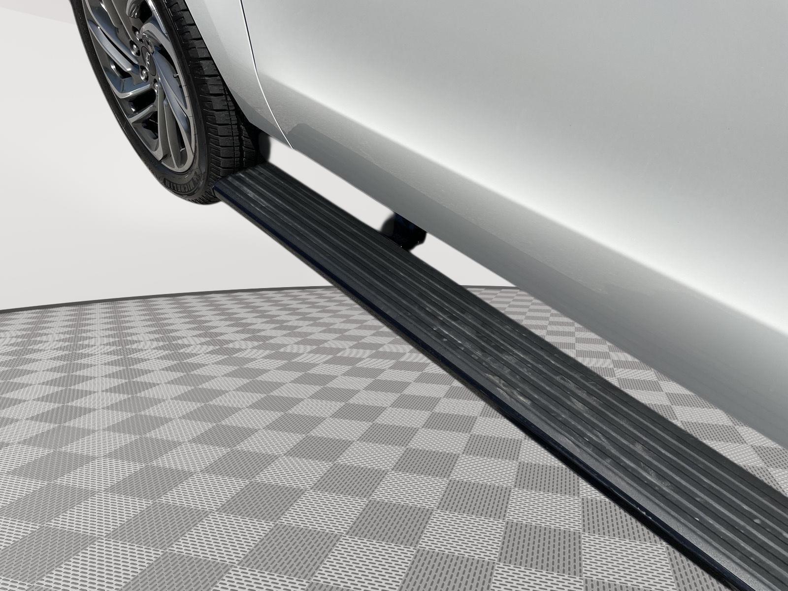 Used 2025 Lincoln Navigator L for sale in Lincoln NE