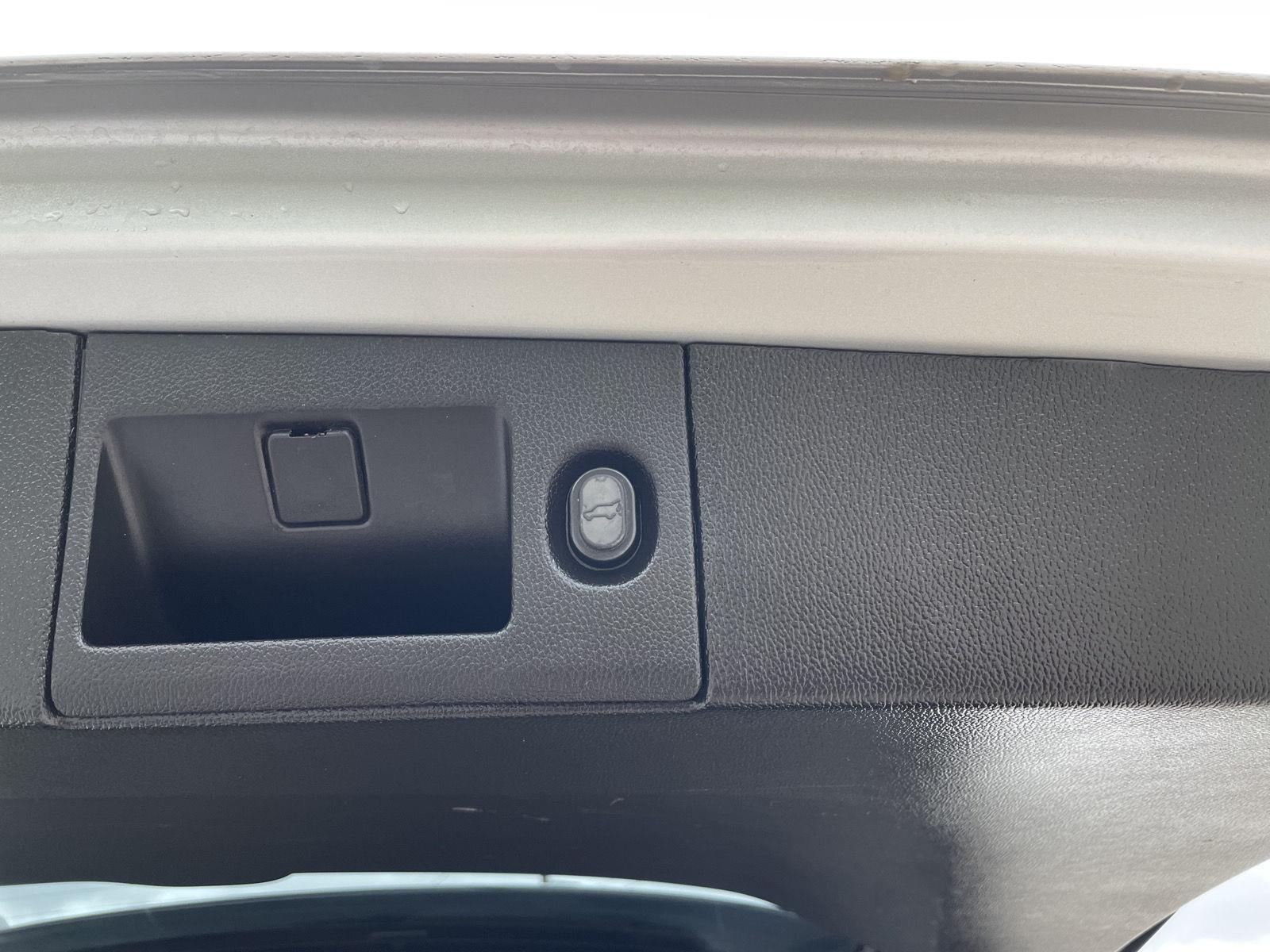 Used 2019 Chevrolet Tahoe for sale in Lincoln NE