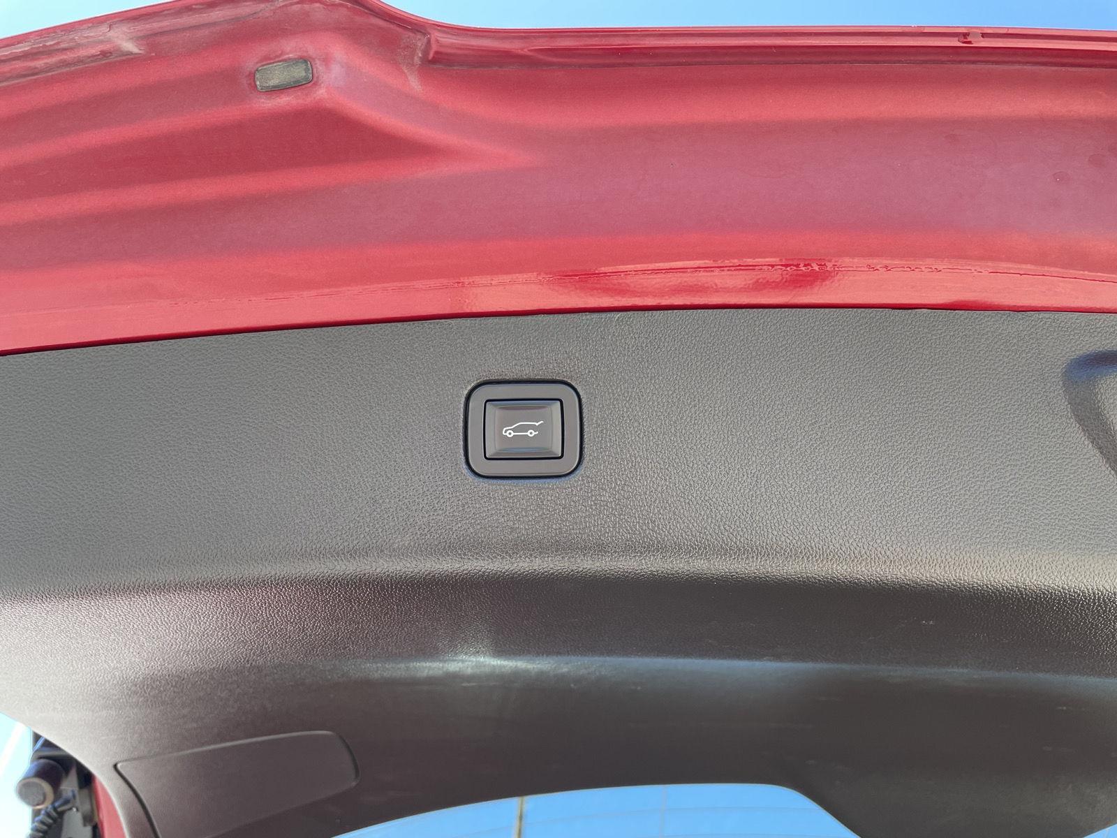Vehicle photo 42