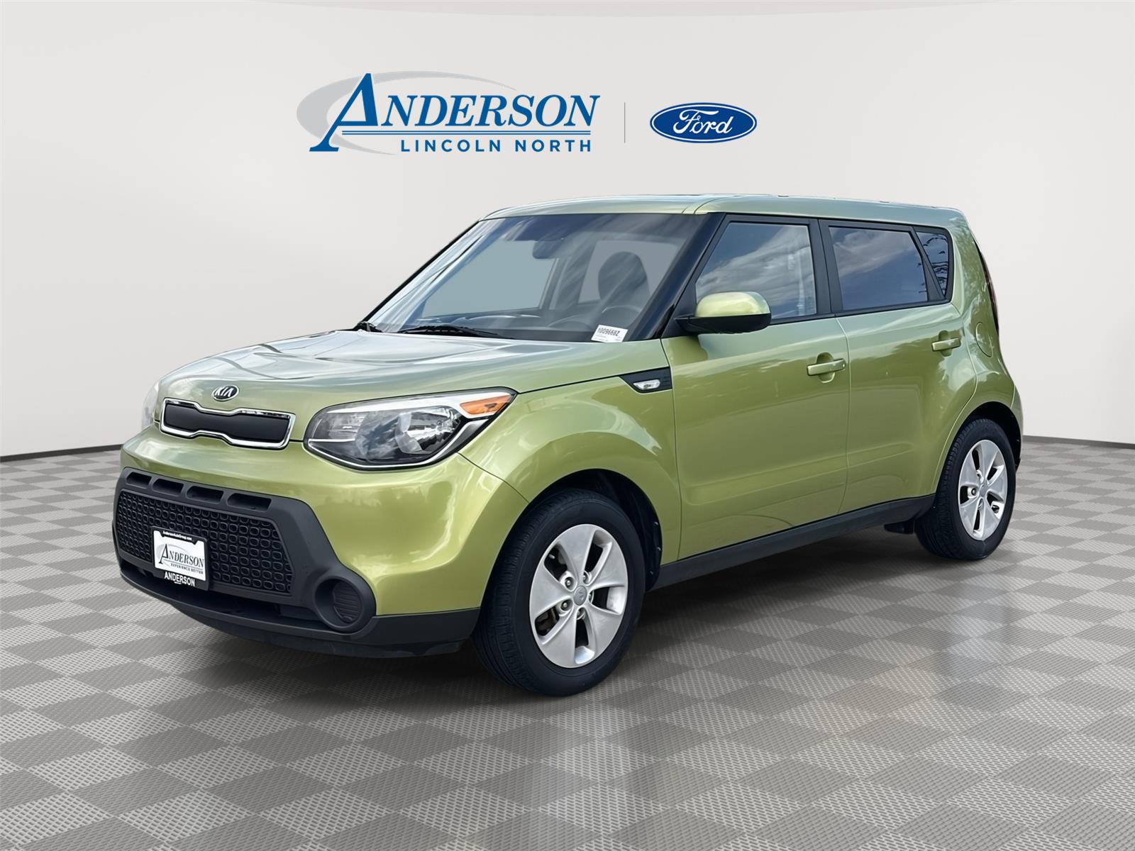 Alien 2 2014 Kia Soul Base Wagon Front-Wheel Drive 6-Speed Automatic