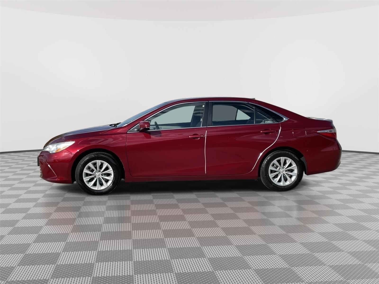 Used 2016 Toyota Camry for sale in Lincoln NE
