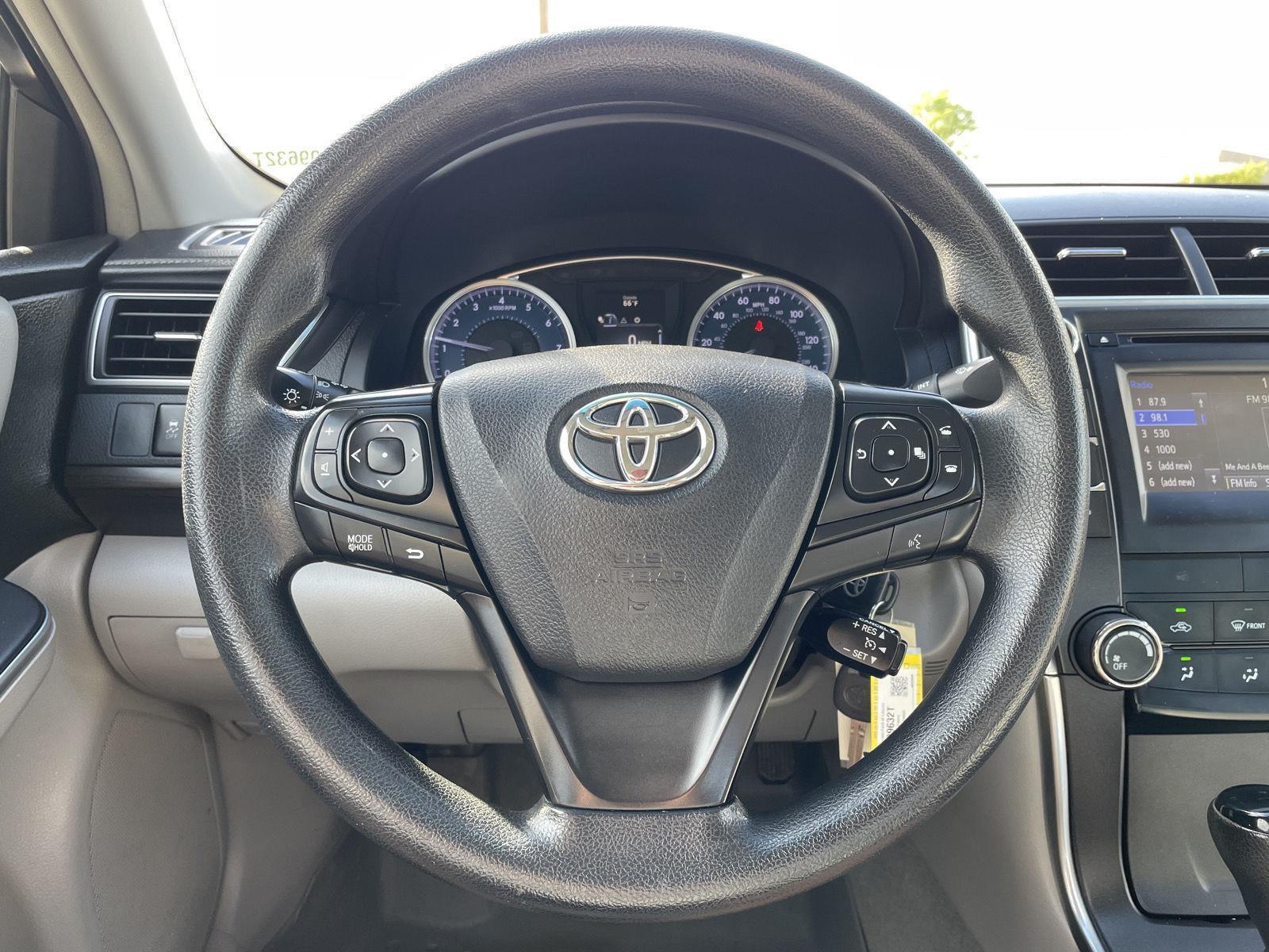 Used 2016 Toyota Camry for sale in Lincoln NE