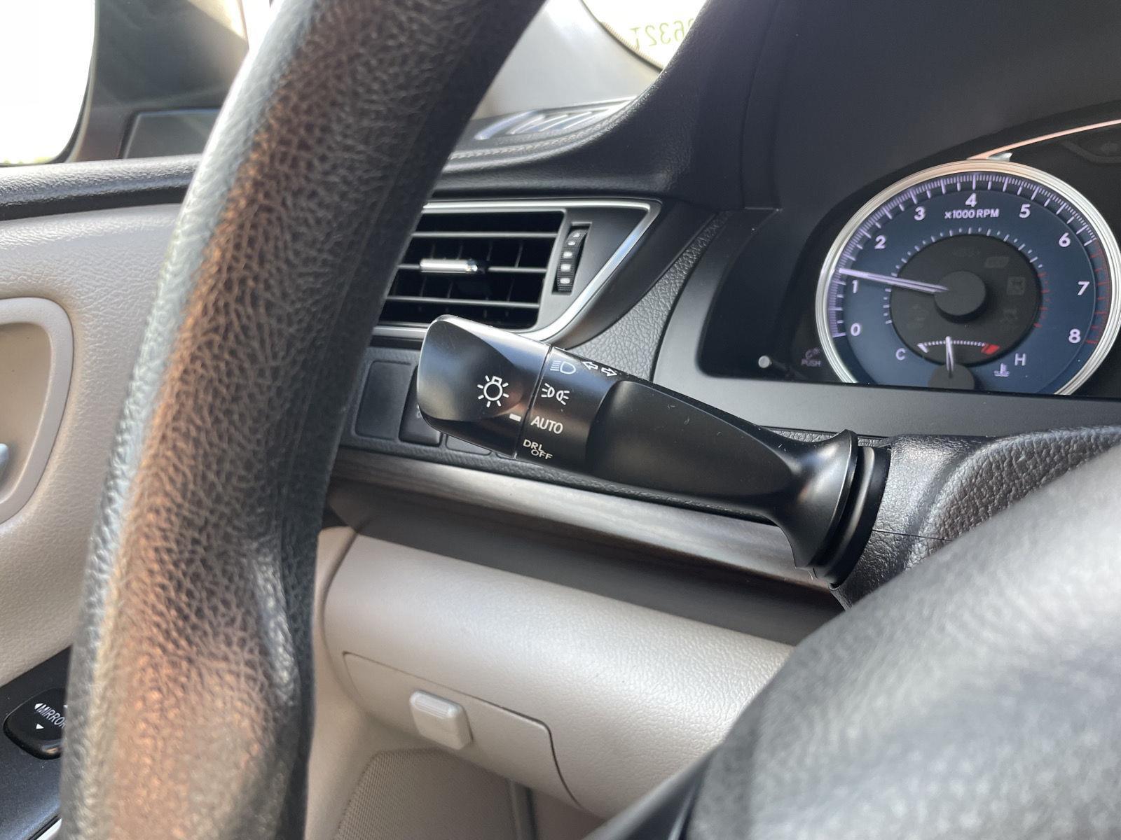 Used 2016 Toyota Camry for sale in Lincoln NE