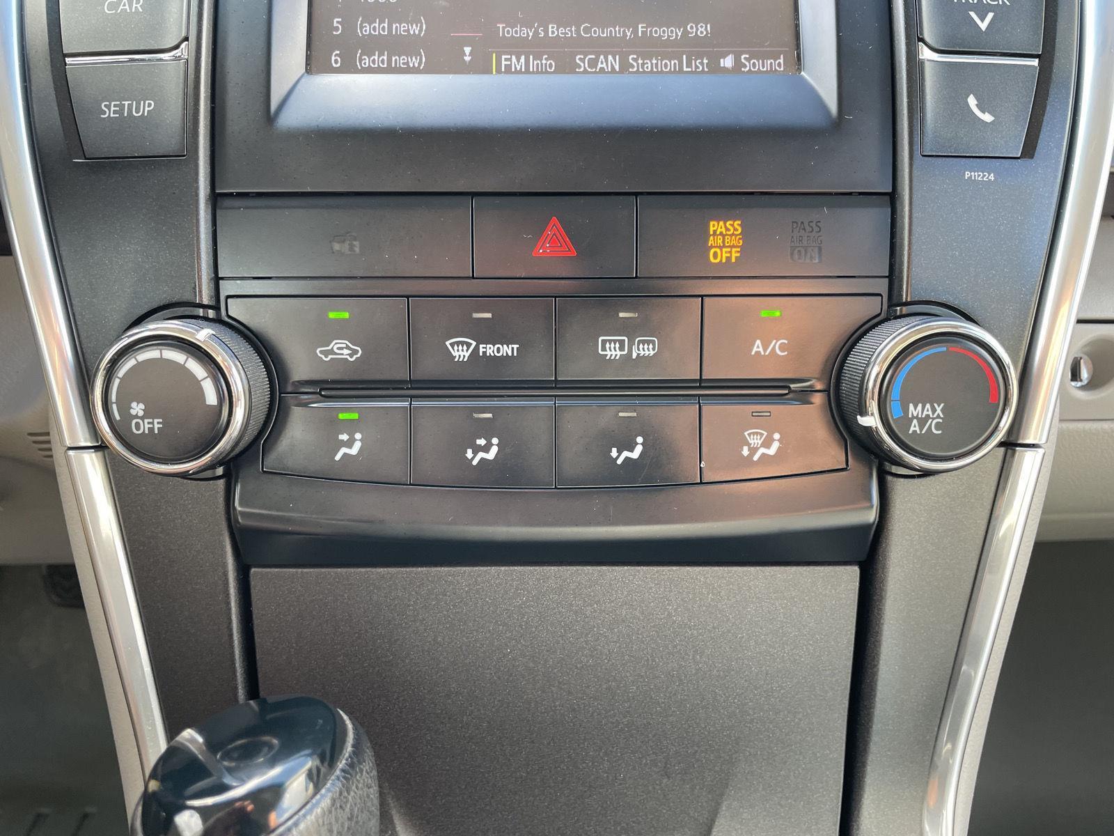 Used 2016 Toyota Camry for sale in Lincoln NE