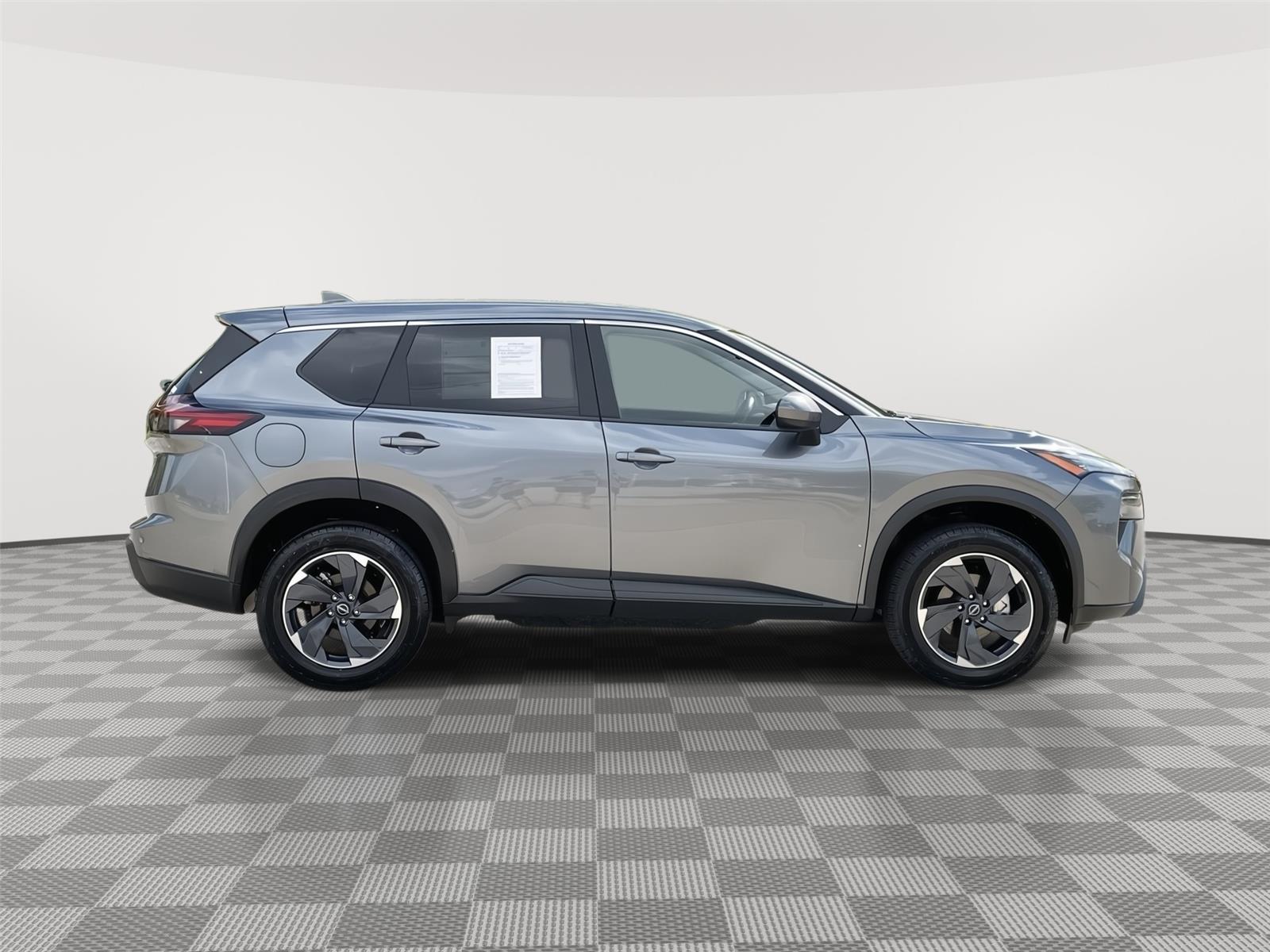Used 2025 Nissan Rogue for sale in Lincoln NE
