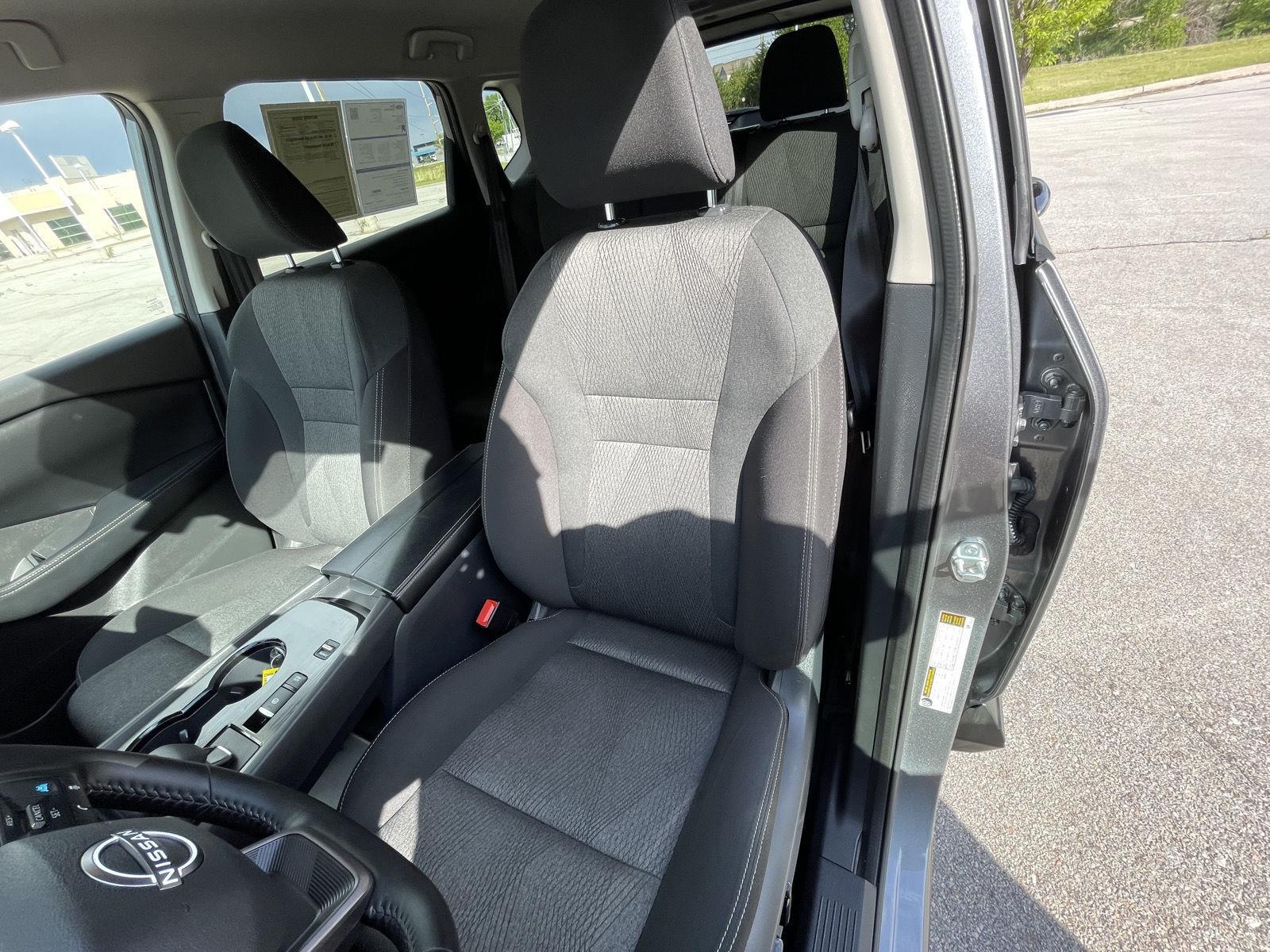 Used 2025 Nissan Rogue for sale in Lincoln NE