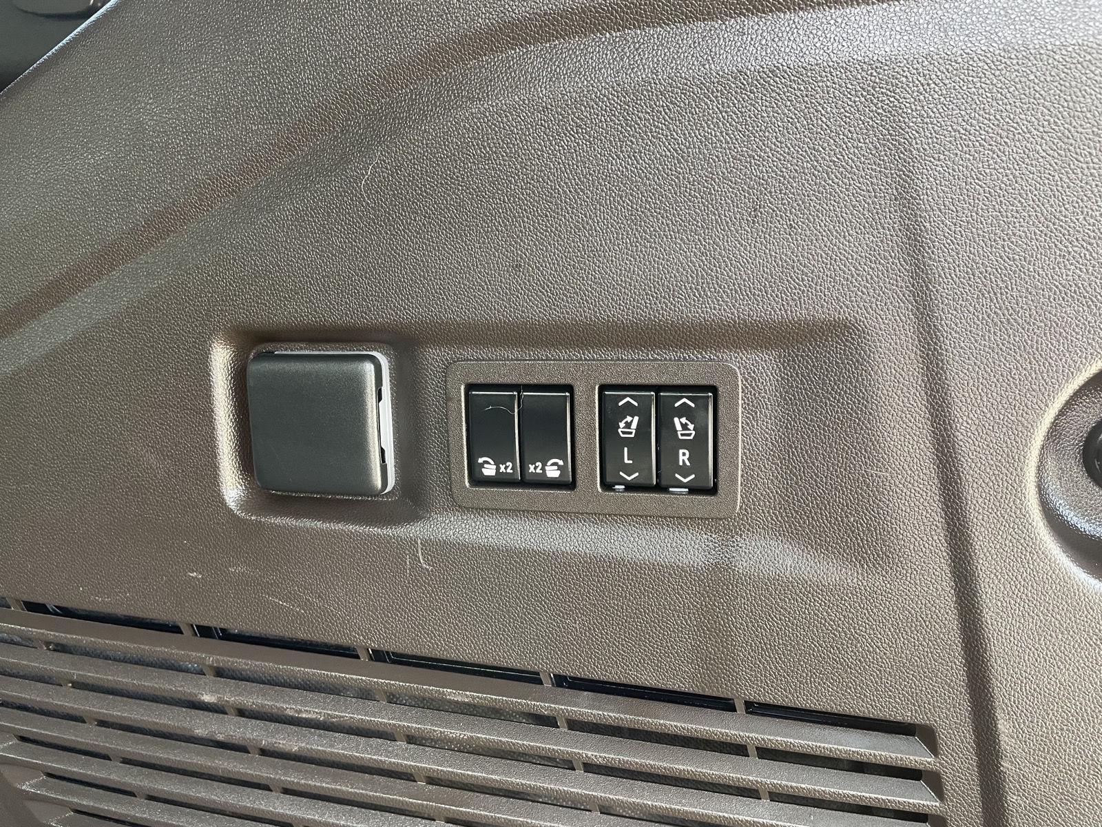 Used 2022 Chevrolet Tahoe for sale in Lincoln NE