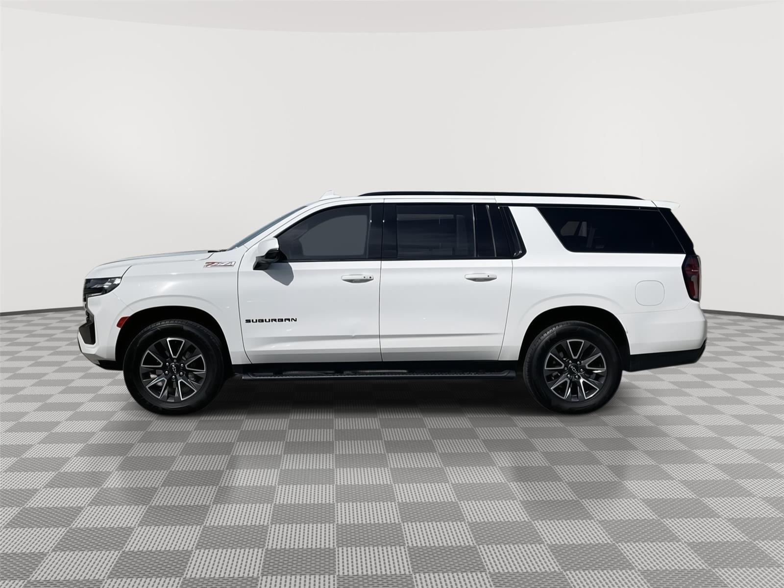 Used 2023 Chevrolet Suburban for sale in Lincoln NE