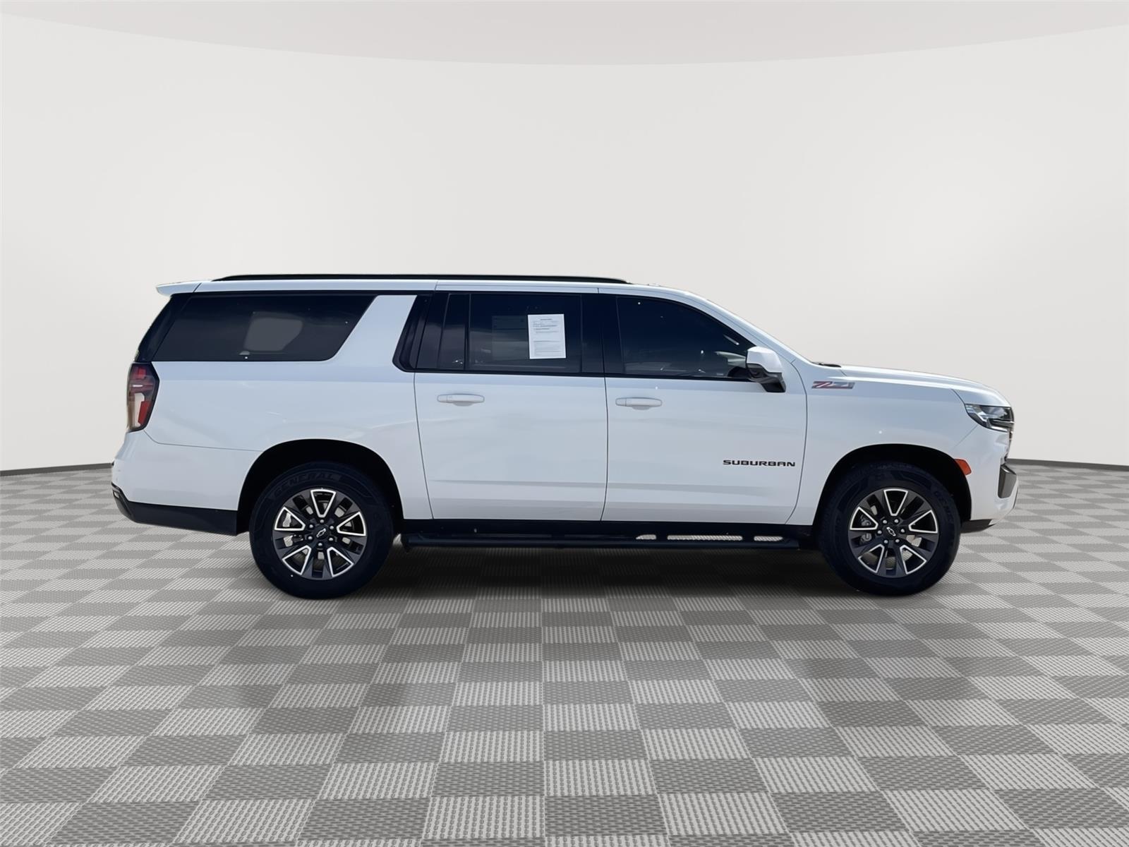 Used 2023 Chevrolet Suburban for sale in Lincoln NE