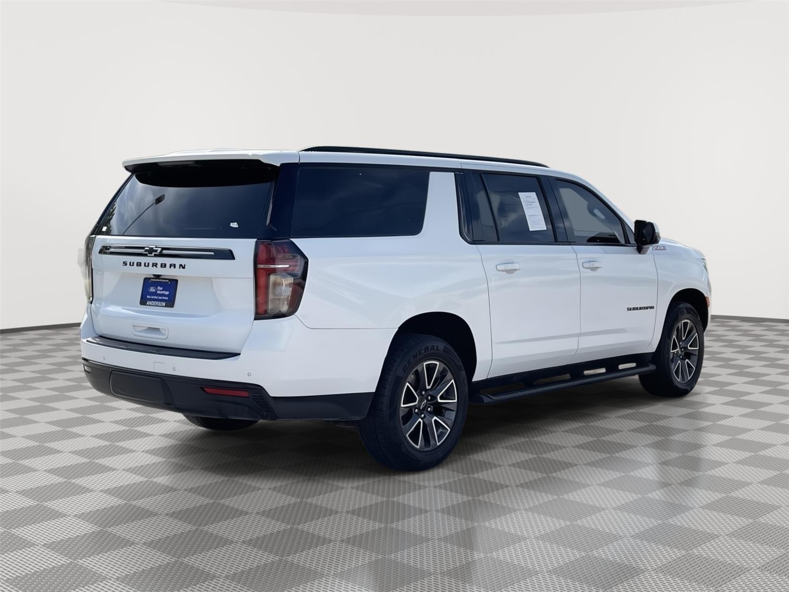 Used 2023 Chevrolet Suburban for sale in Lincoln NE