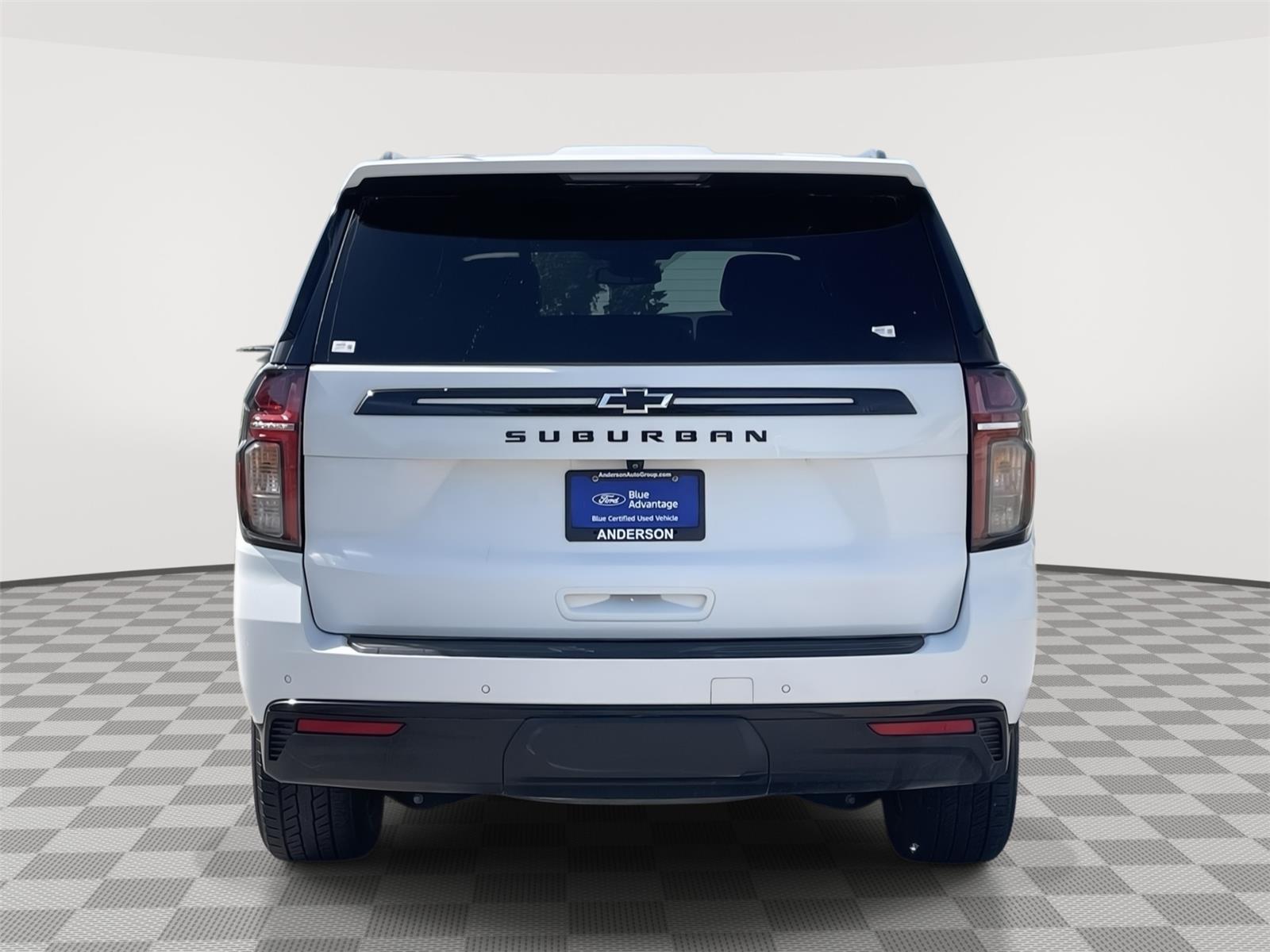Used 2023 Chevrolet Suburban for sale in Lincoln NE