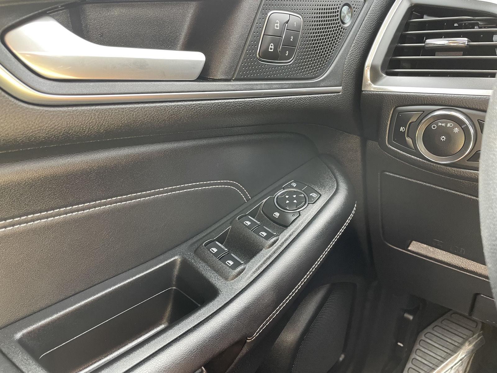 Used 2023 Ford Edge for sale in Lincoln NE