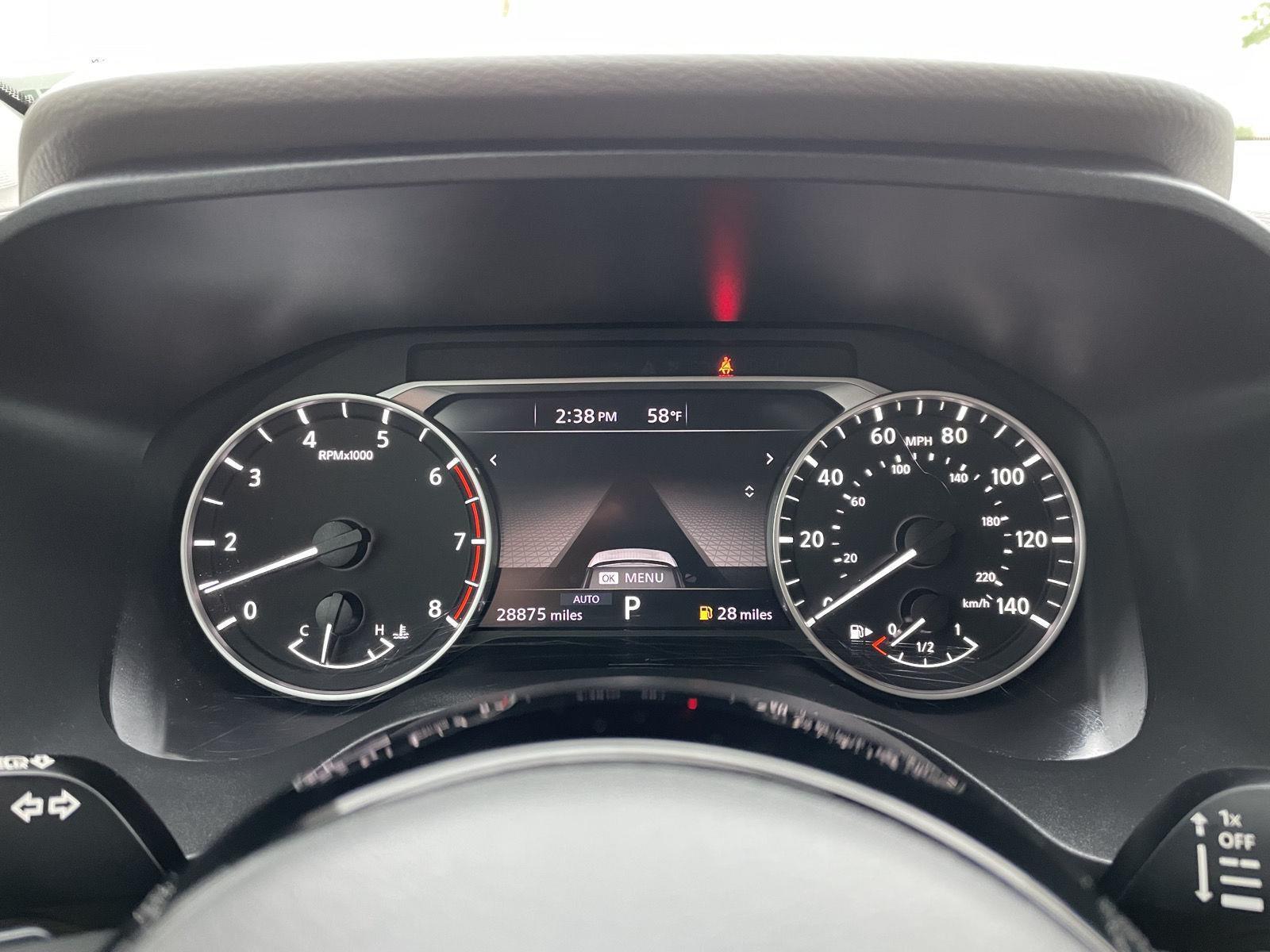 Vehicle photo 15