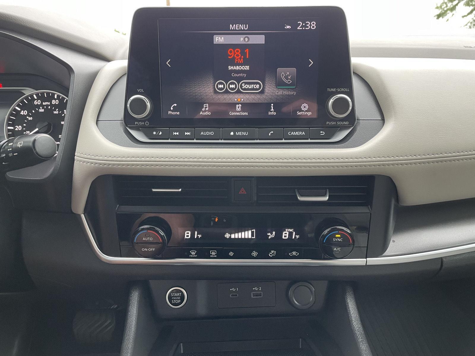 Vehicle photo 22