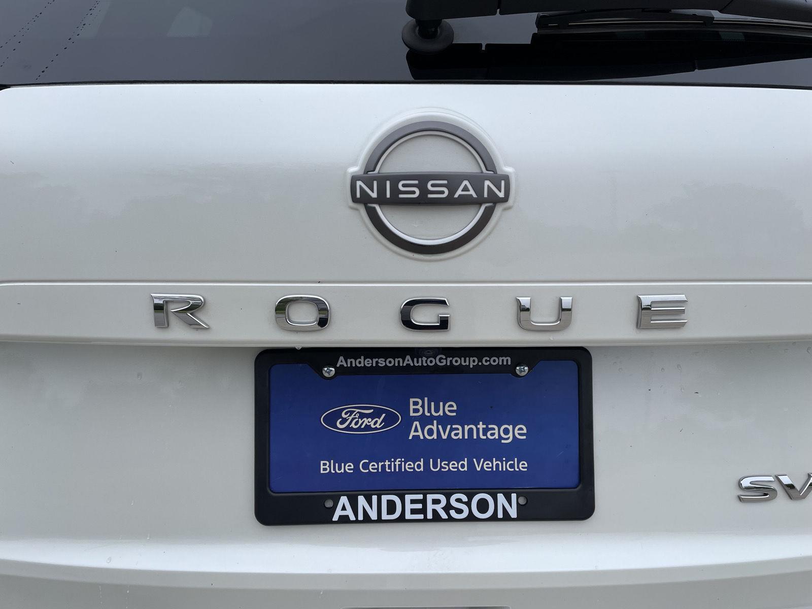 Vehicle photo 35