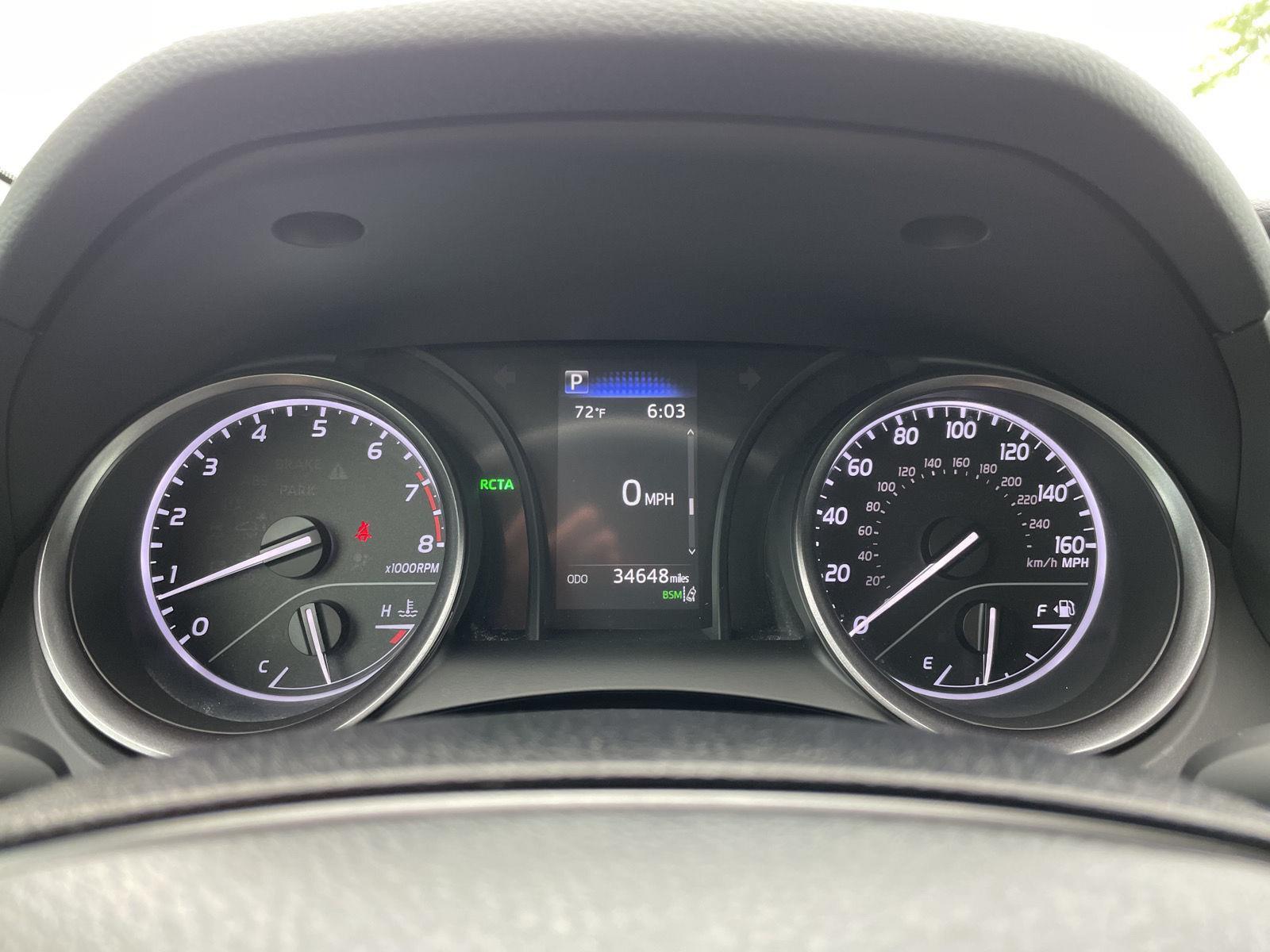Vehicle photo 15