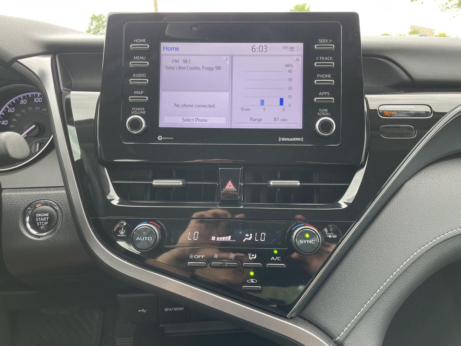 Vehicle photo 22