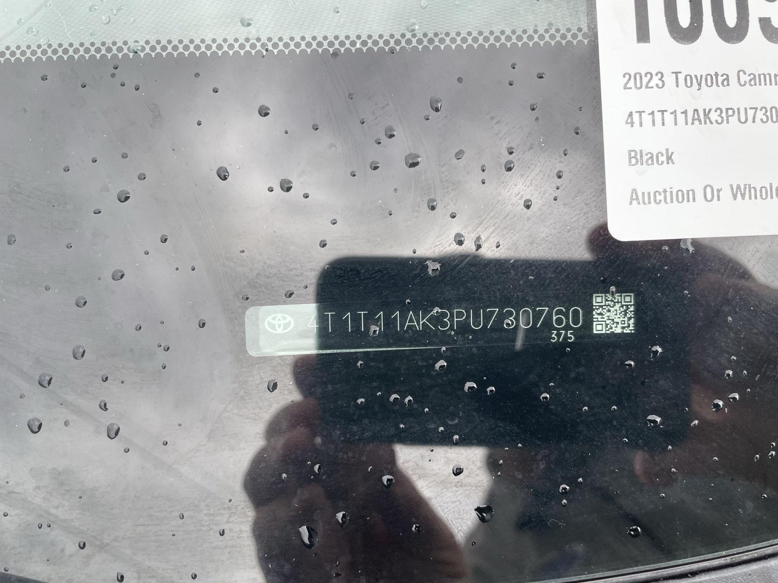 Vehicle photo 32