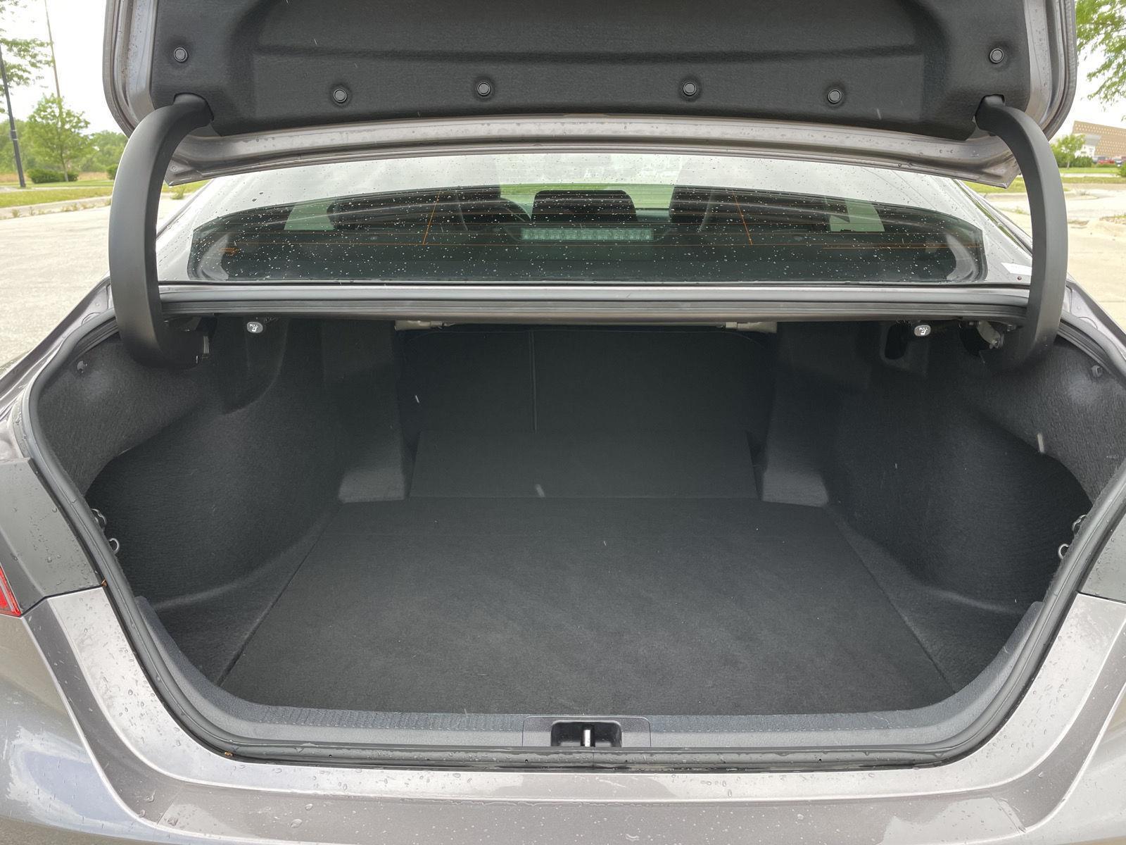 Vehicle photo 34