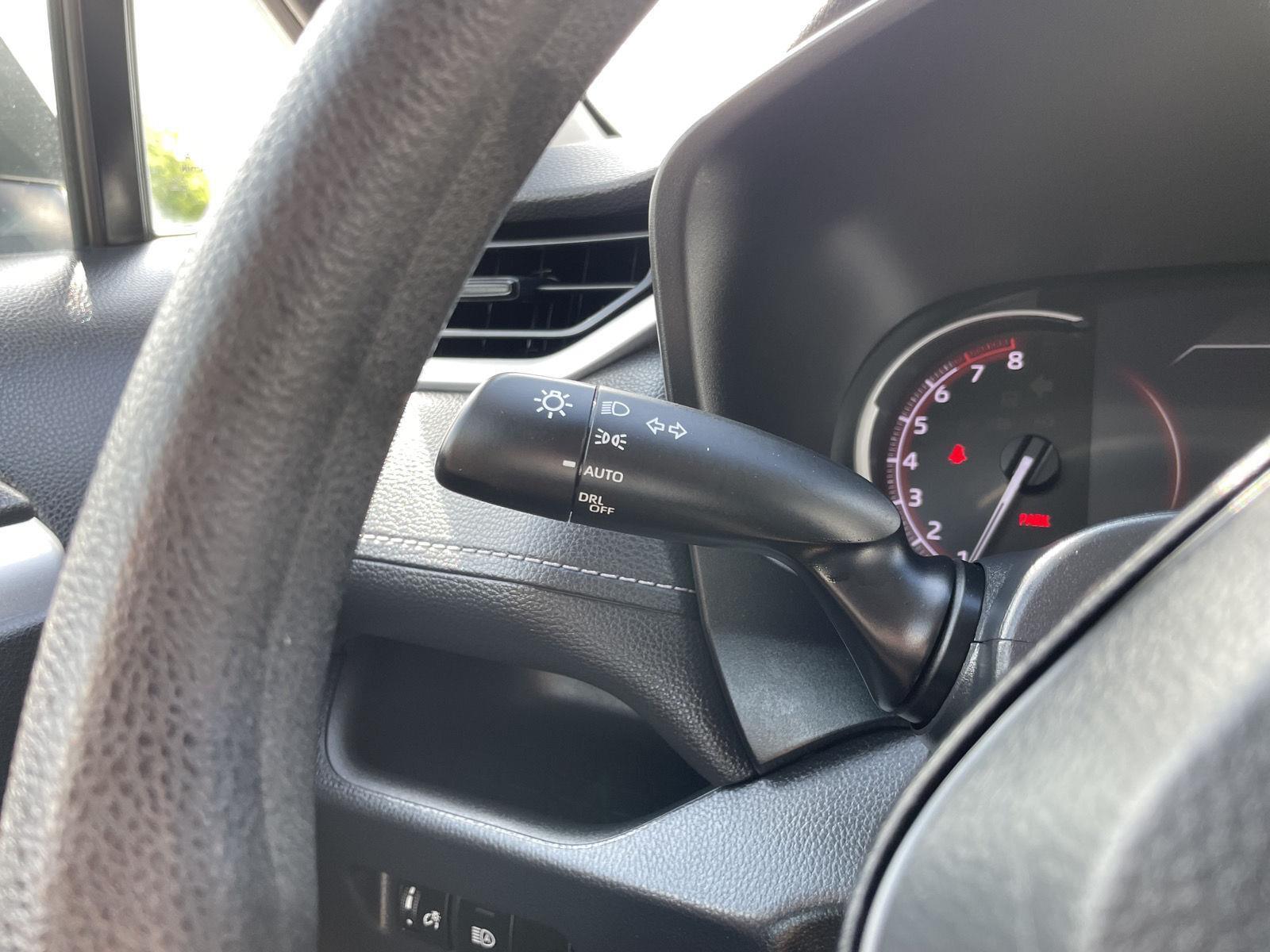 Vehicle photo 16